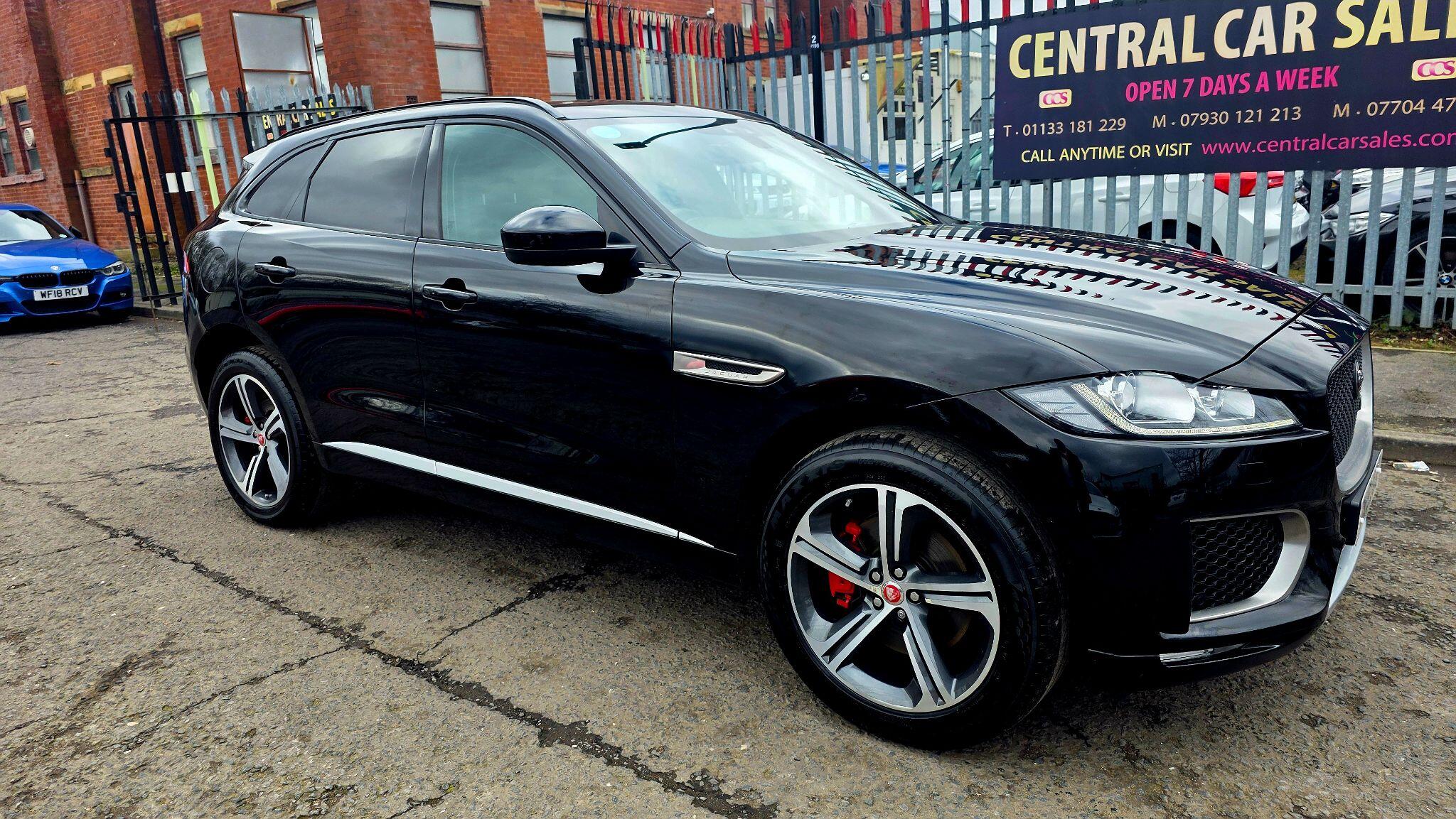 Jaguar F-Pace