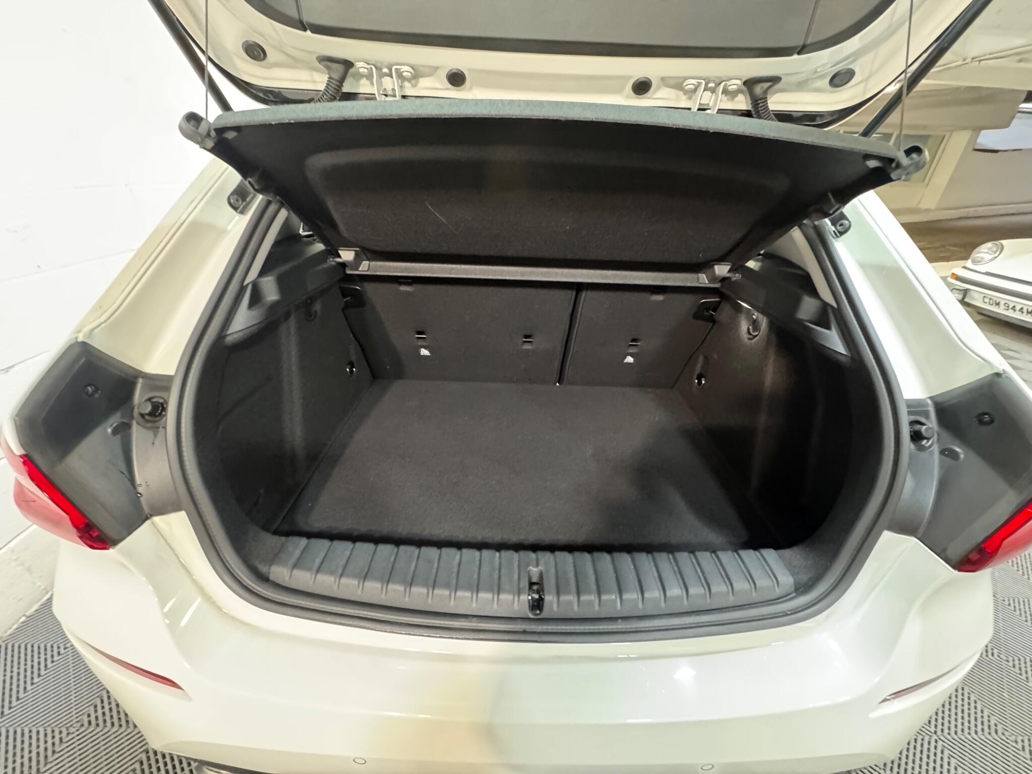 BMW 1 Series - Image 13