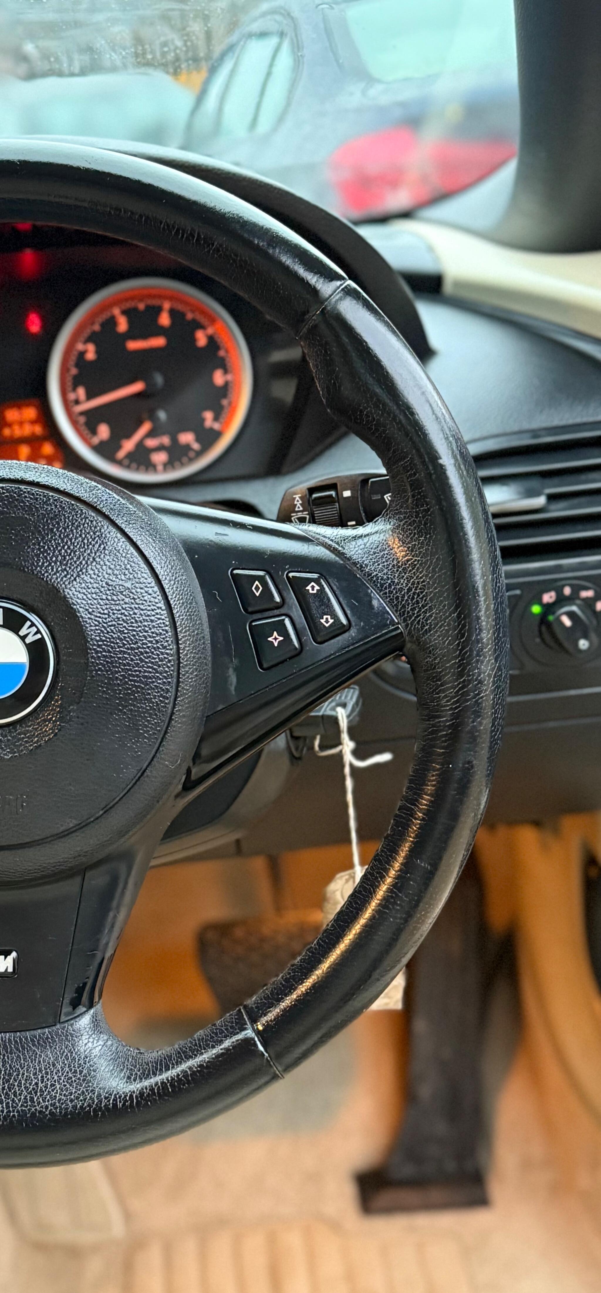 BMW 6 Series - Image 32