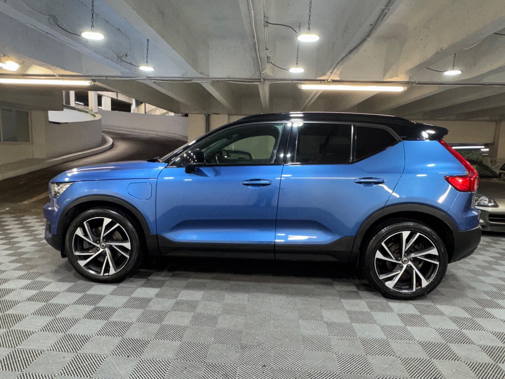 Volvo XC40 - Image 2