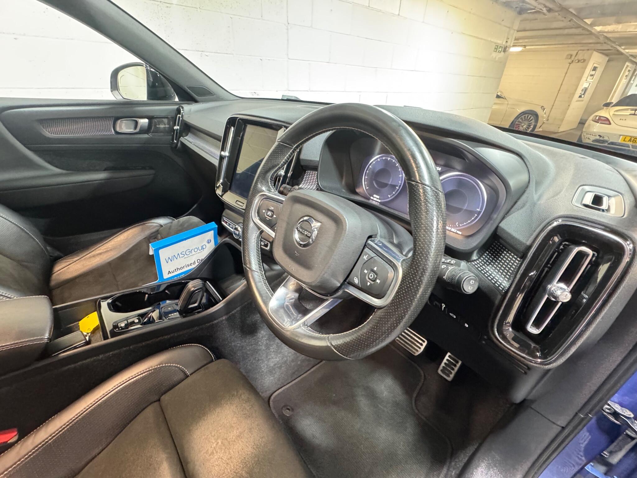 Volvo XC40 - Image 9