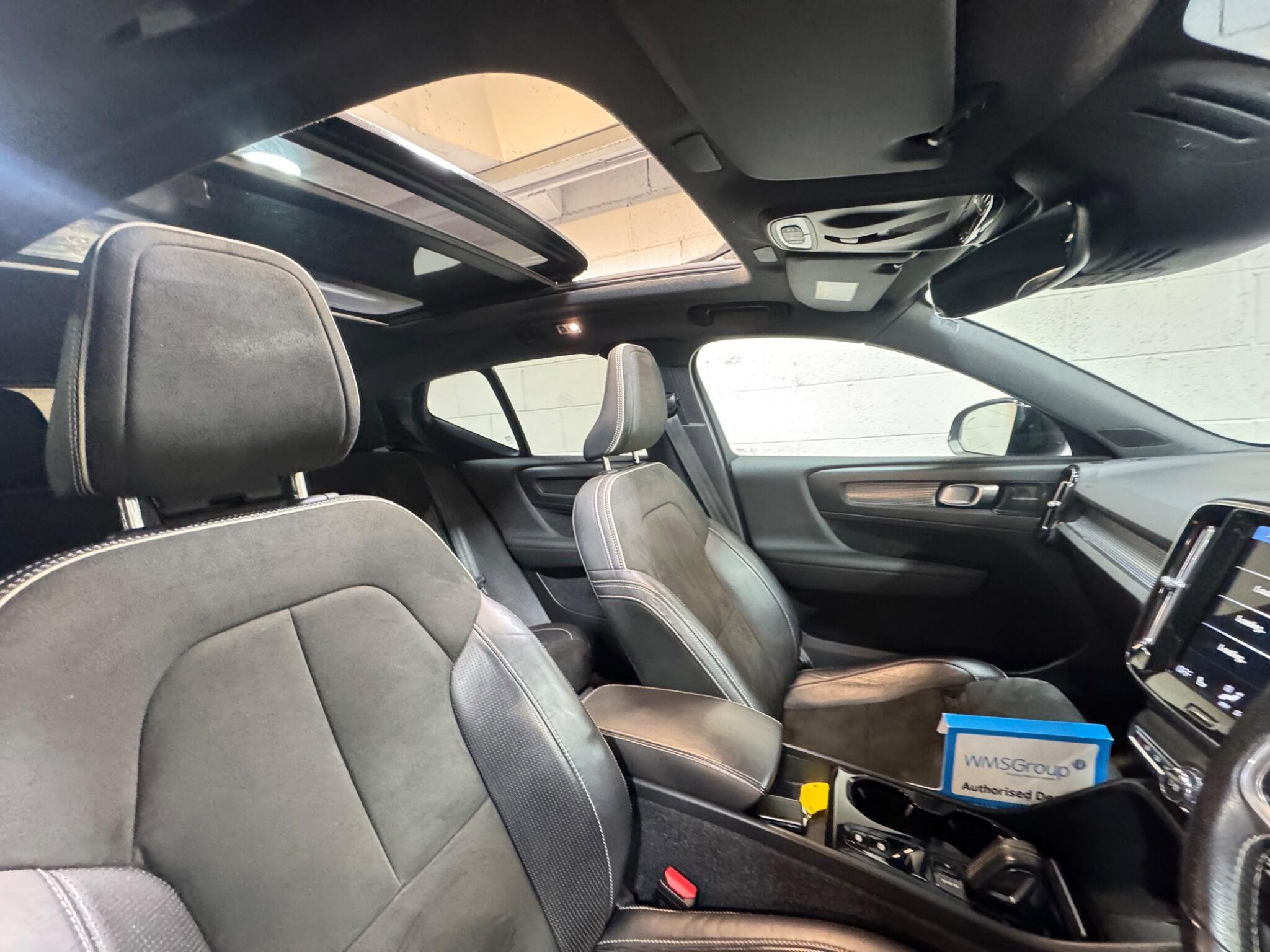 Volvo XC40 - Image 12