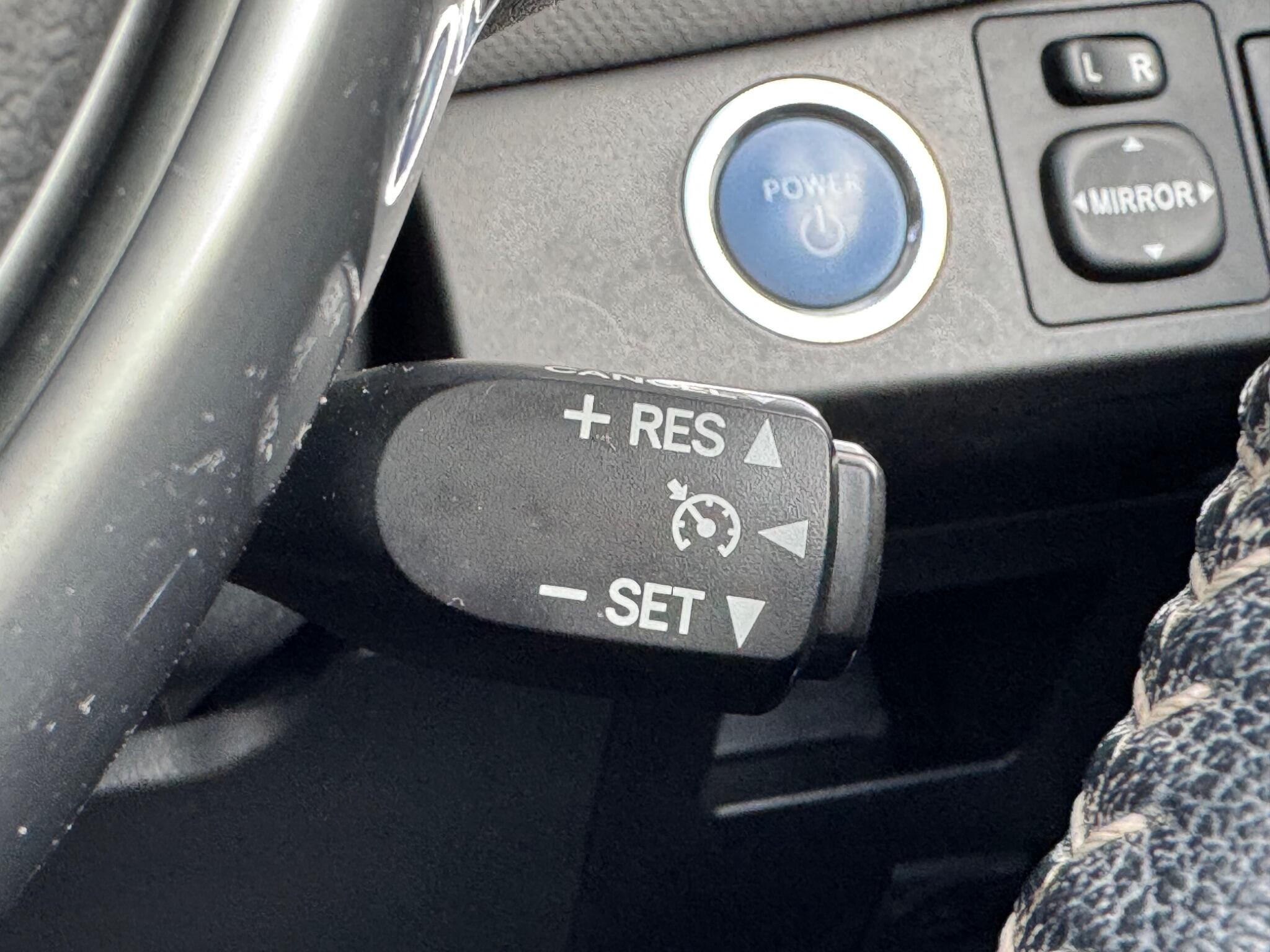 Toyota Yaris - Image 26