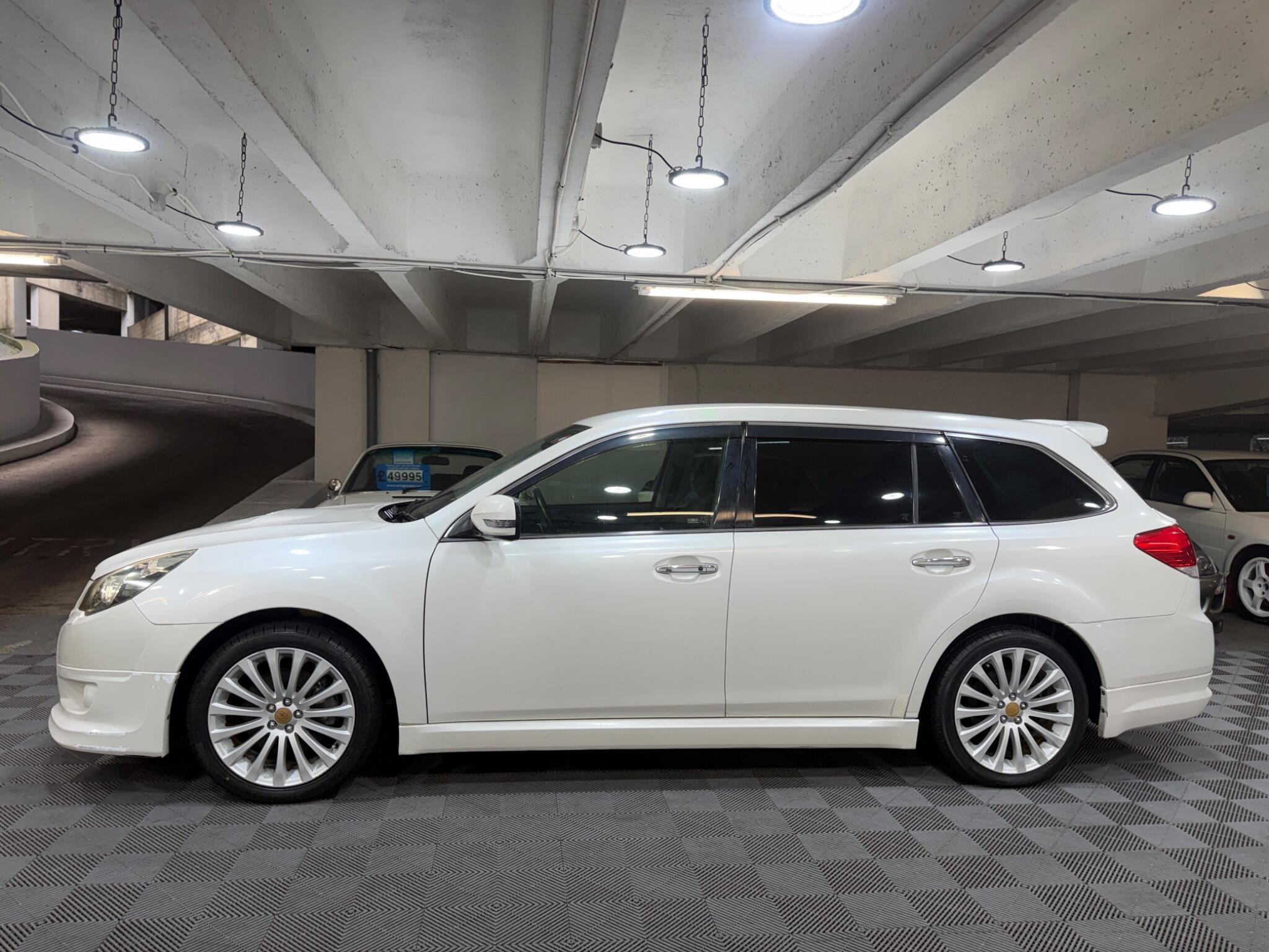 Subaru Legacy - Image 2