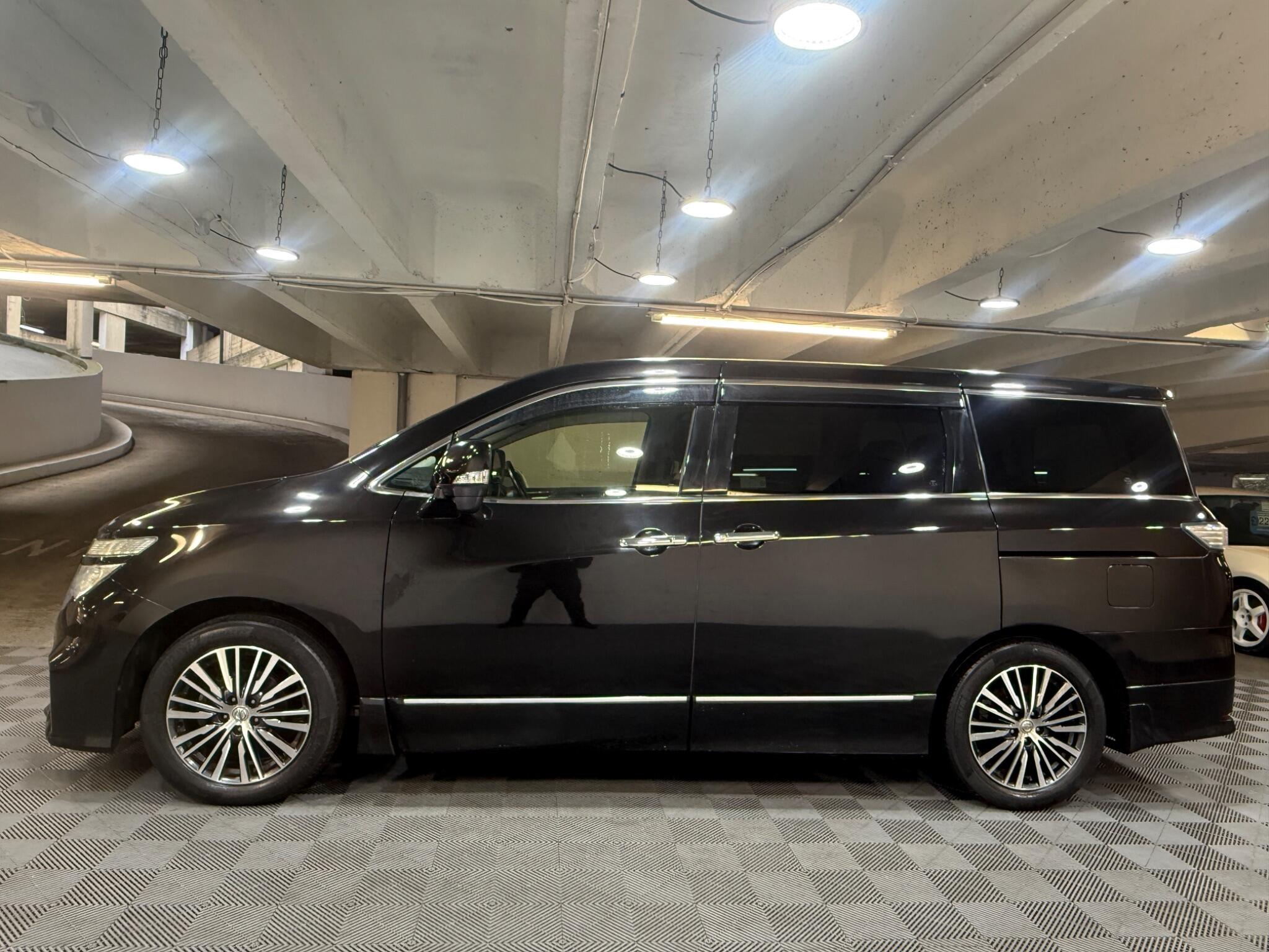 Nissan Elgrand - Image 2