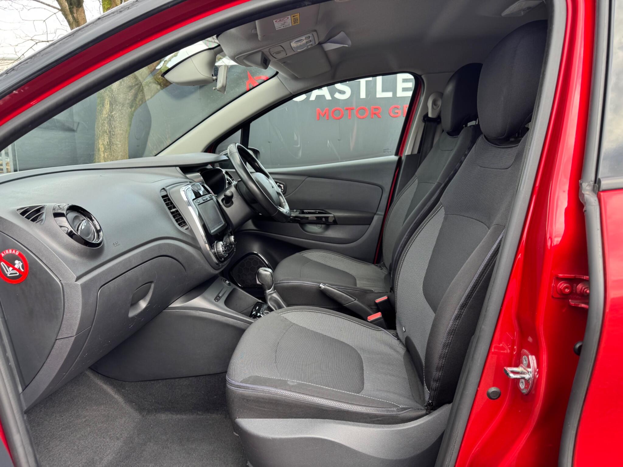 Renault Captur - Image 44