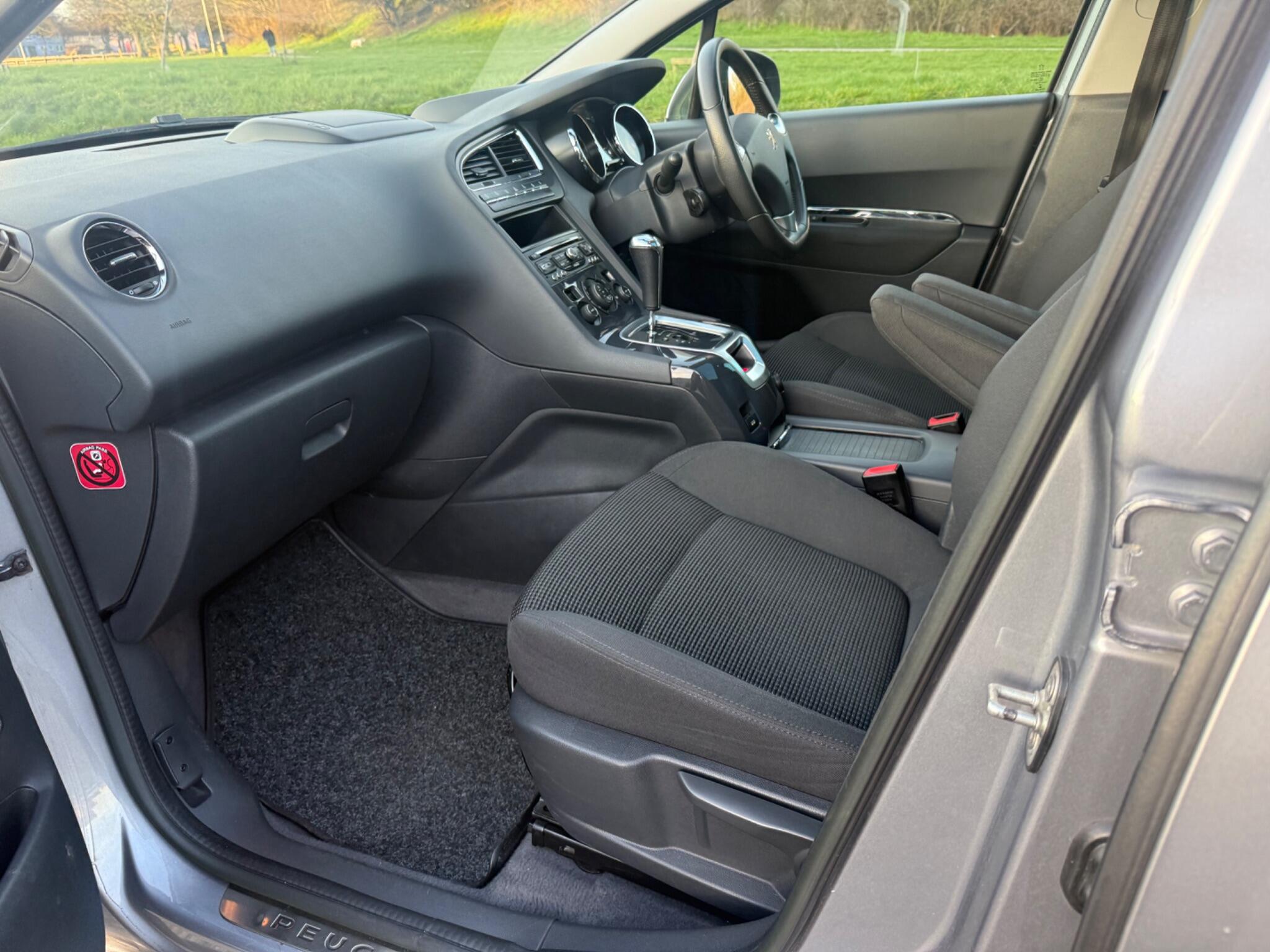 Peugeot 5008 - Image 3