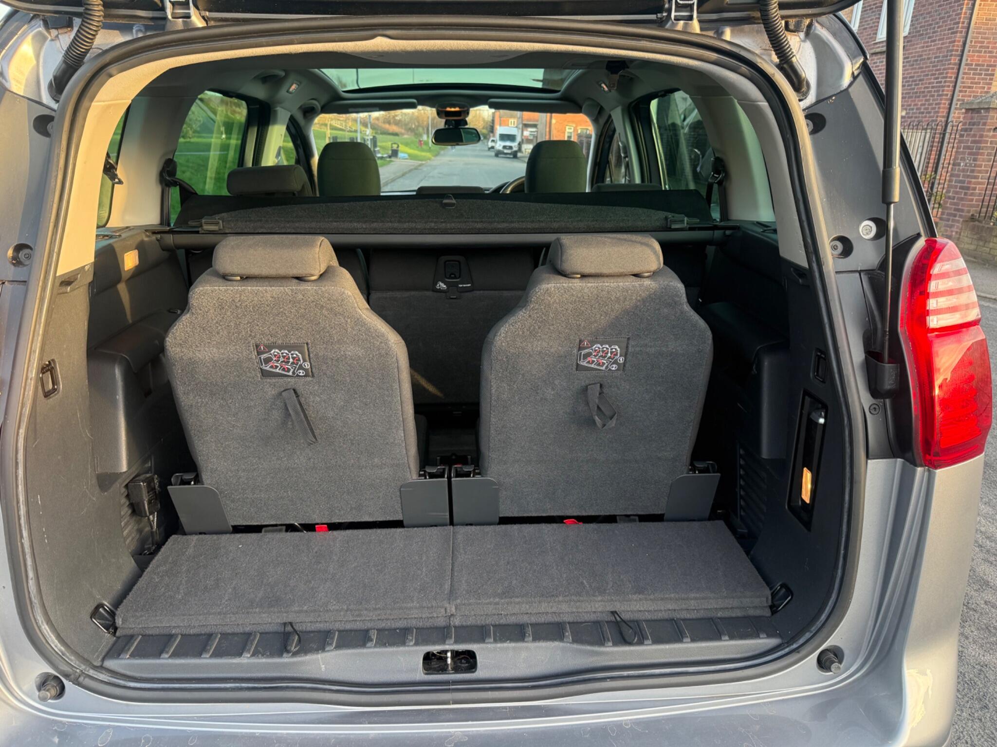 Peugeot 5008 - Image 13