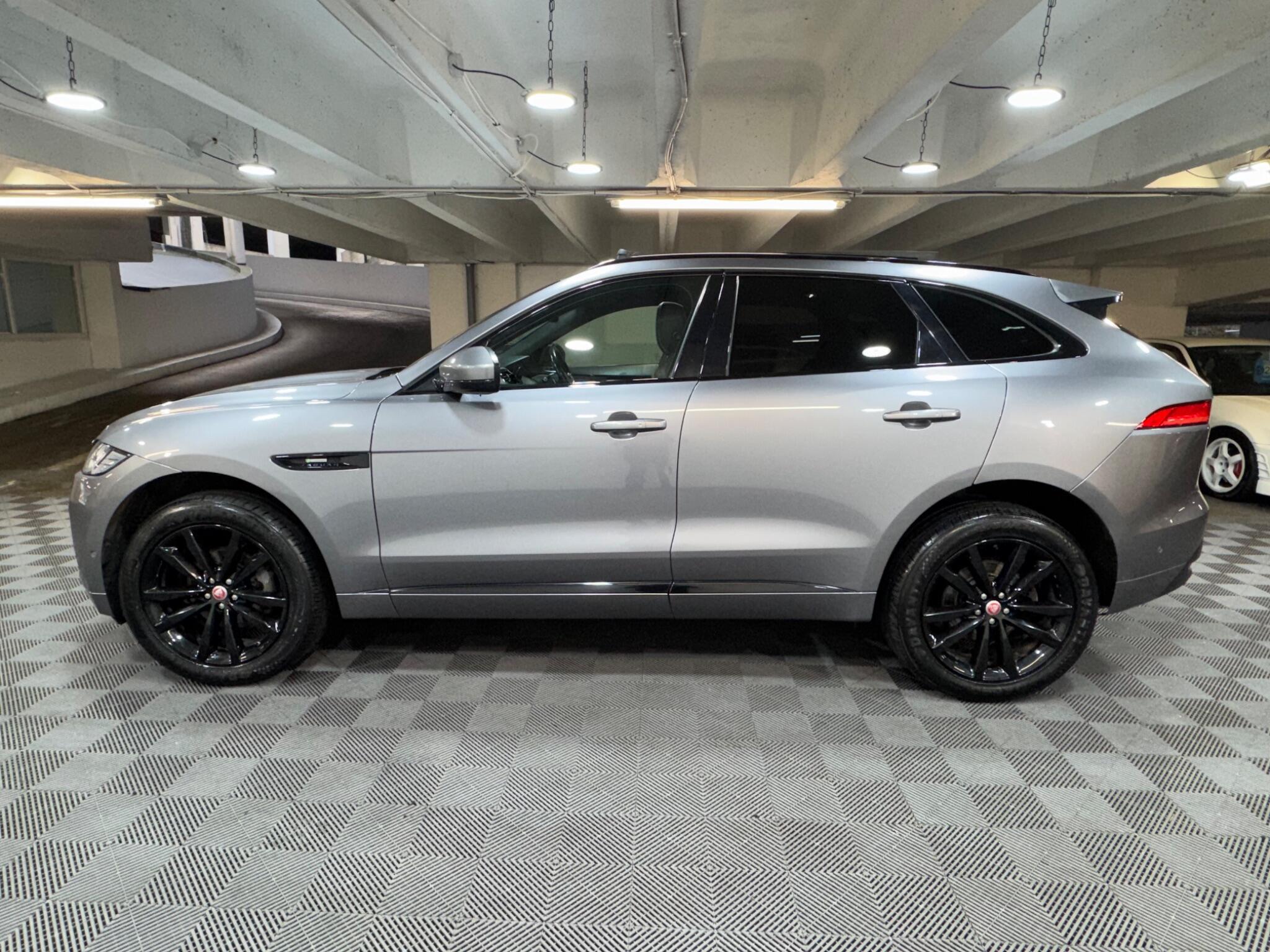 Jaguar F-Pace - Image 2