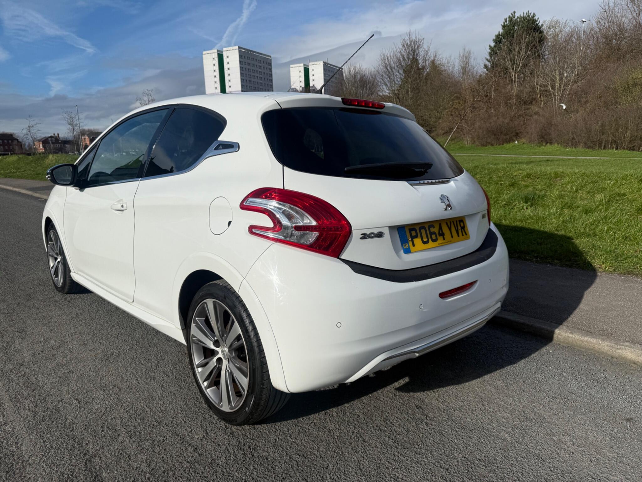 Peugeot 208 - Image 7