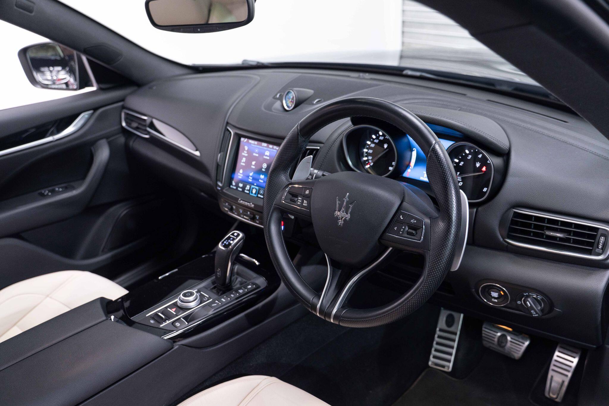 Maserati Levante - Image 10