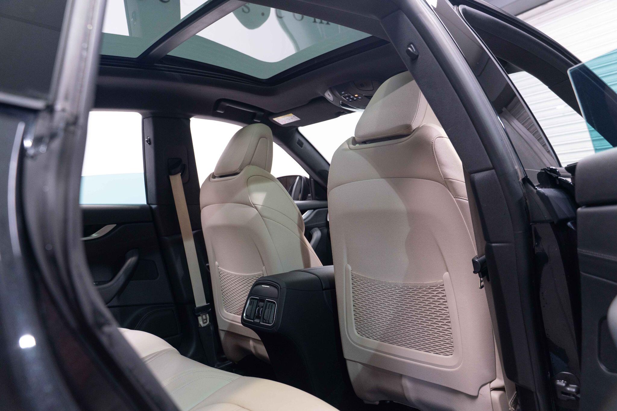 Maserati Levante - Image 17