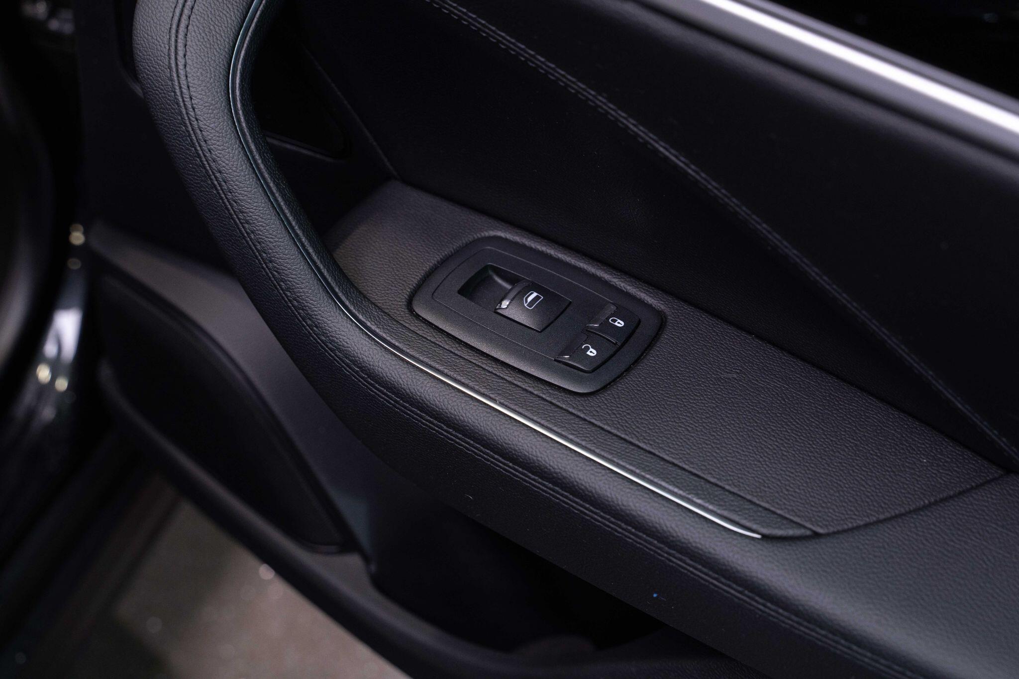 Maserati Levante - Image 20