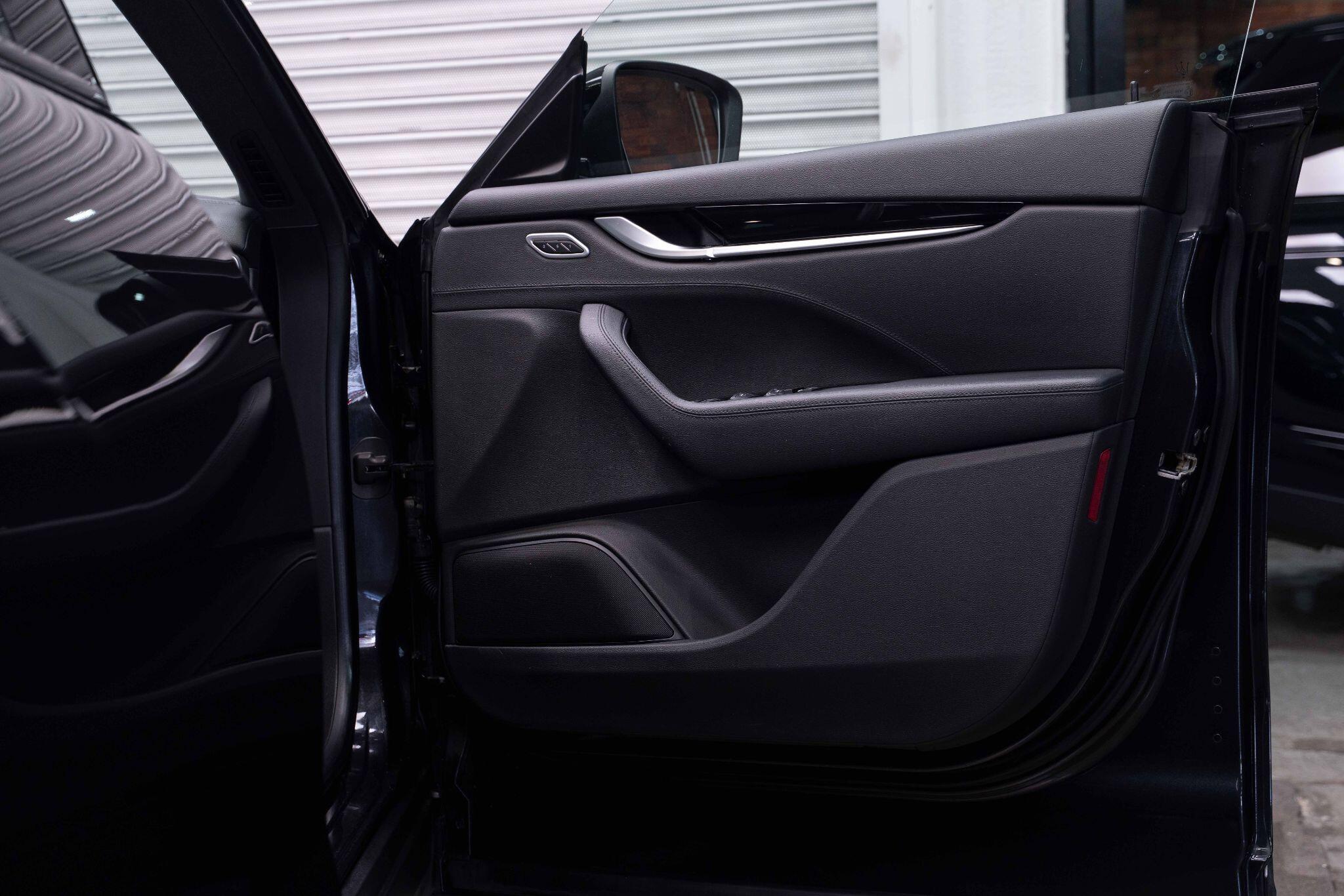 Maserati Levante - Image 25