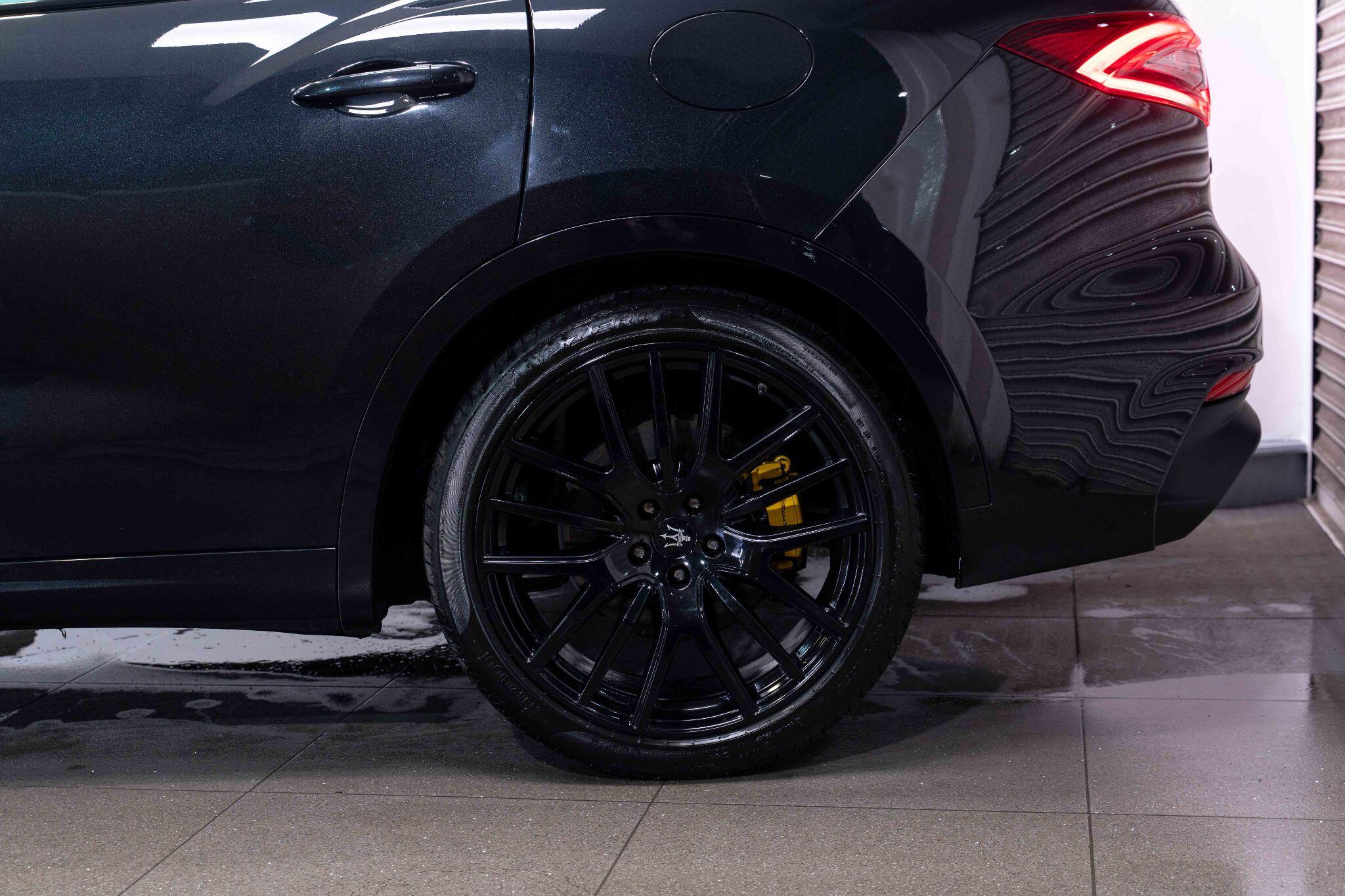 Maserati Levante - Image 29