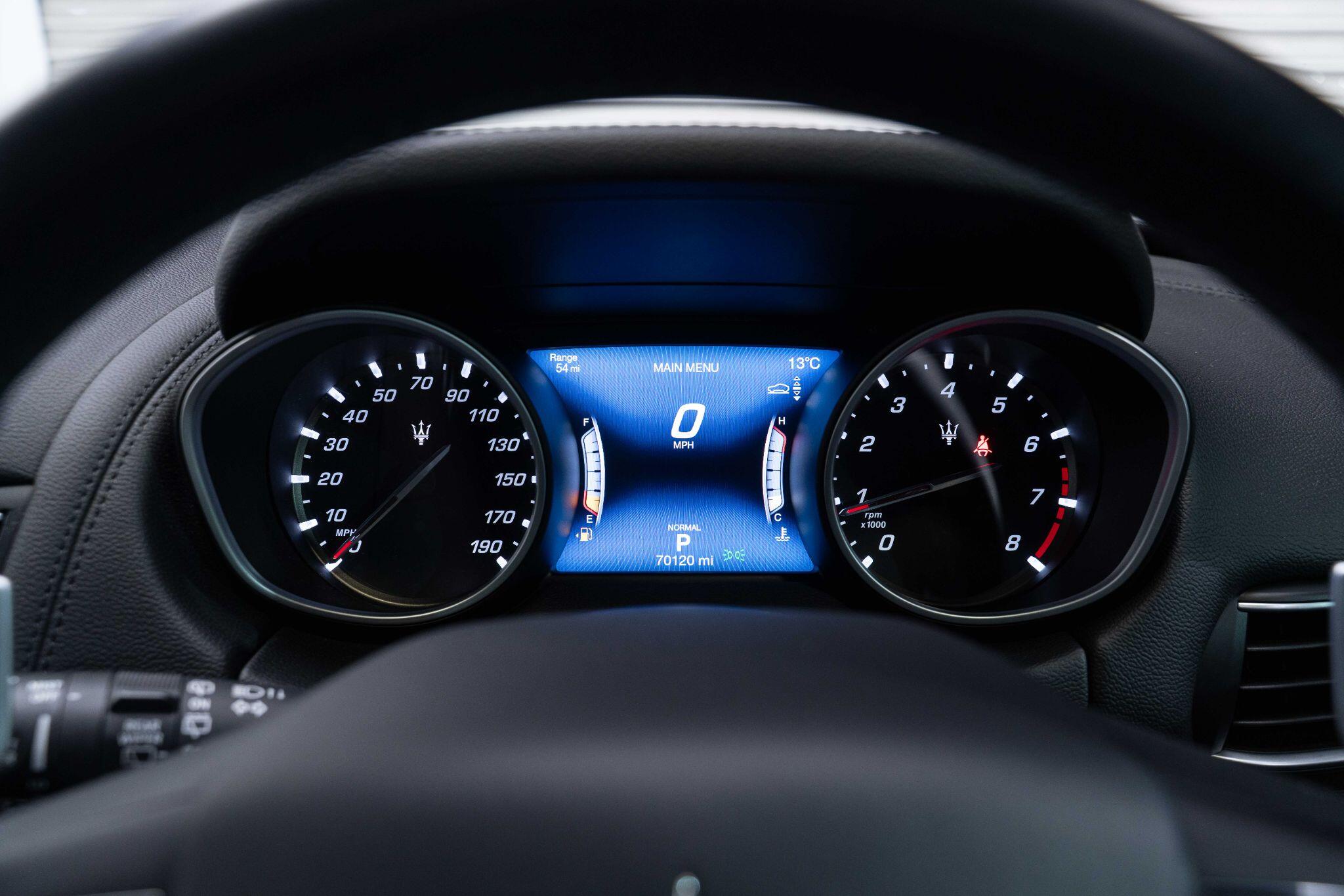 Maserati Levante - Image 36