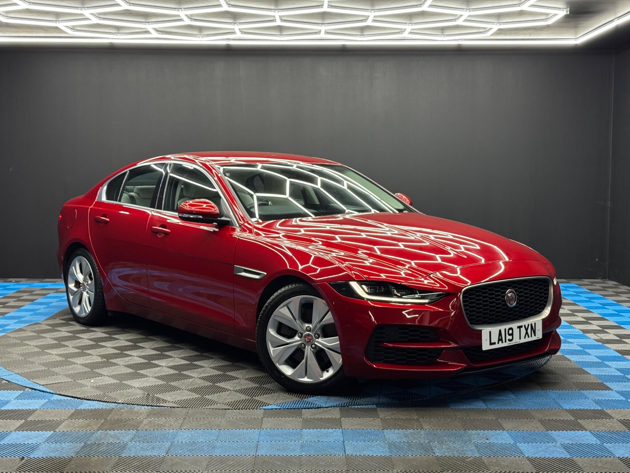 Jaguar XE