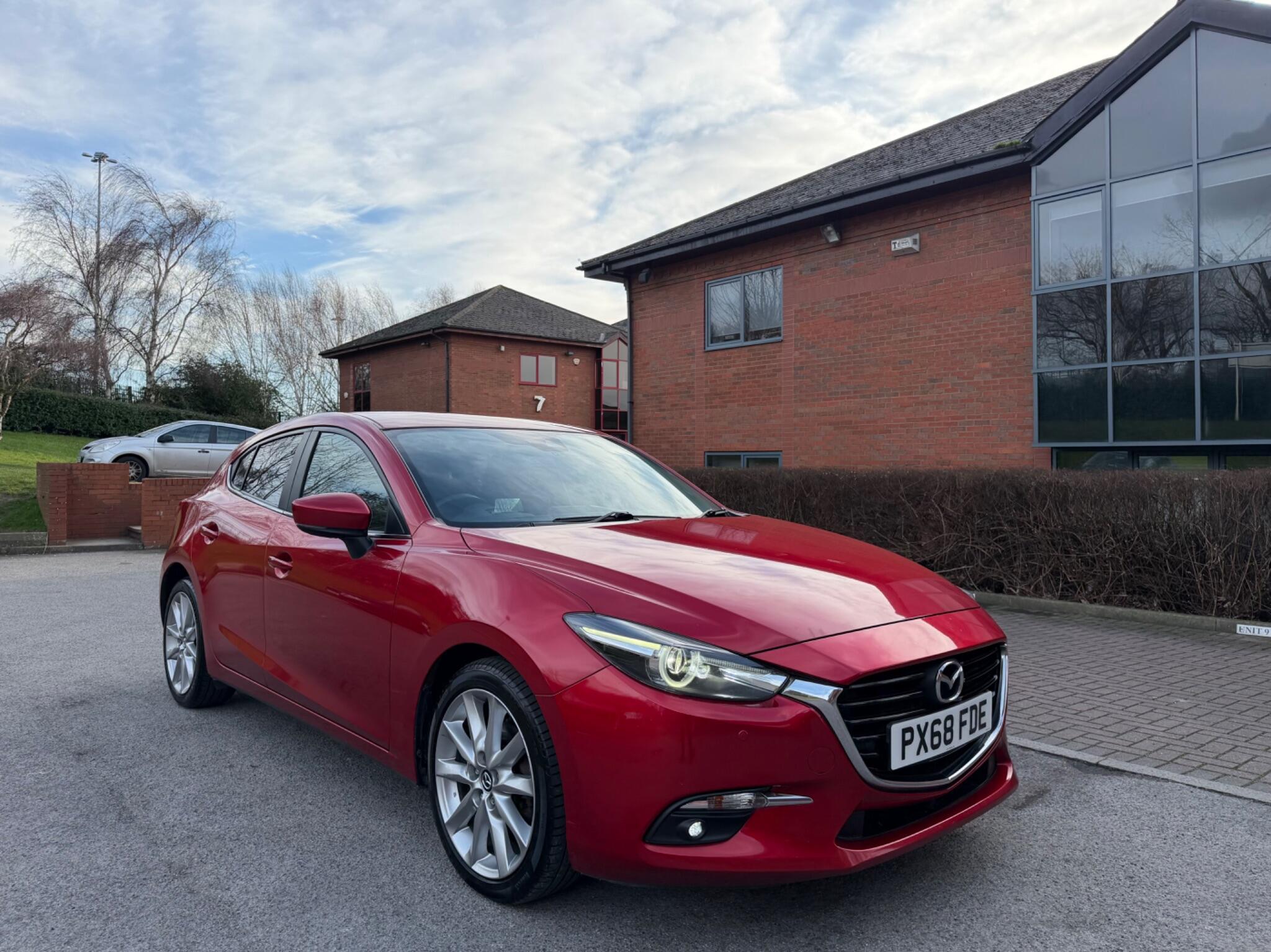 Mazda MAZDA3 - Image 4