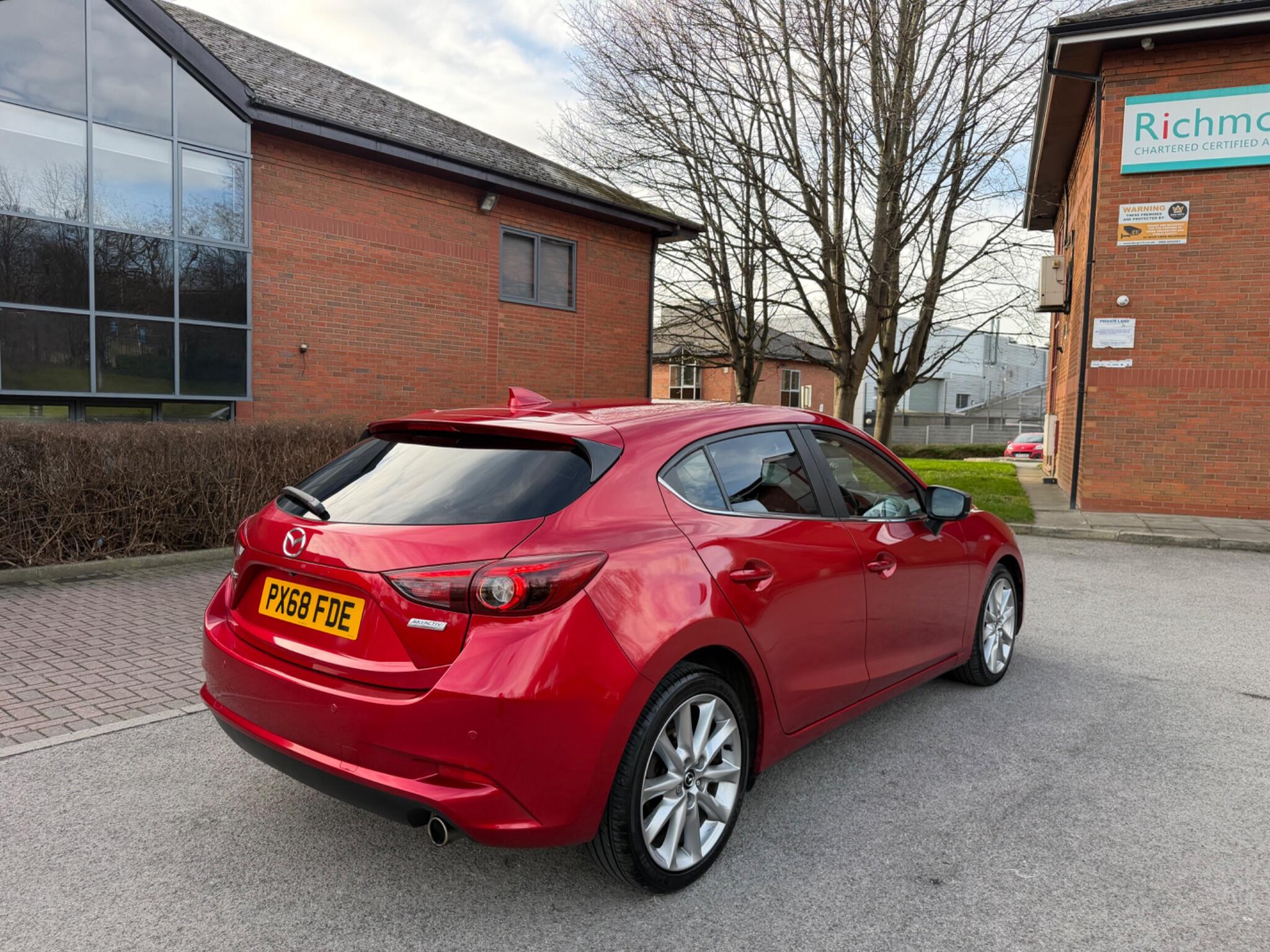 Mazda MAZDA3 - Image 22