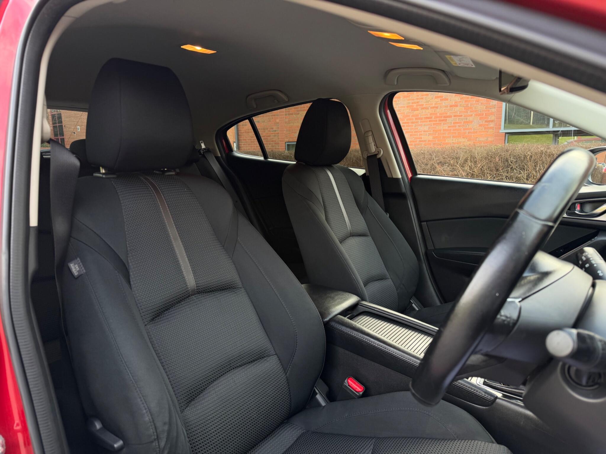 Mazda MAZDA3 - Image 32