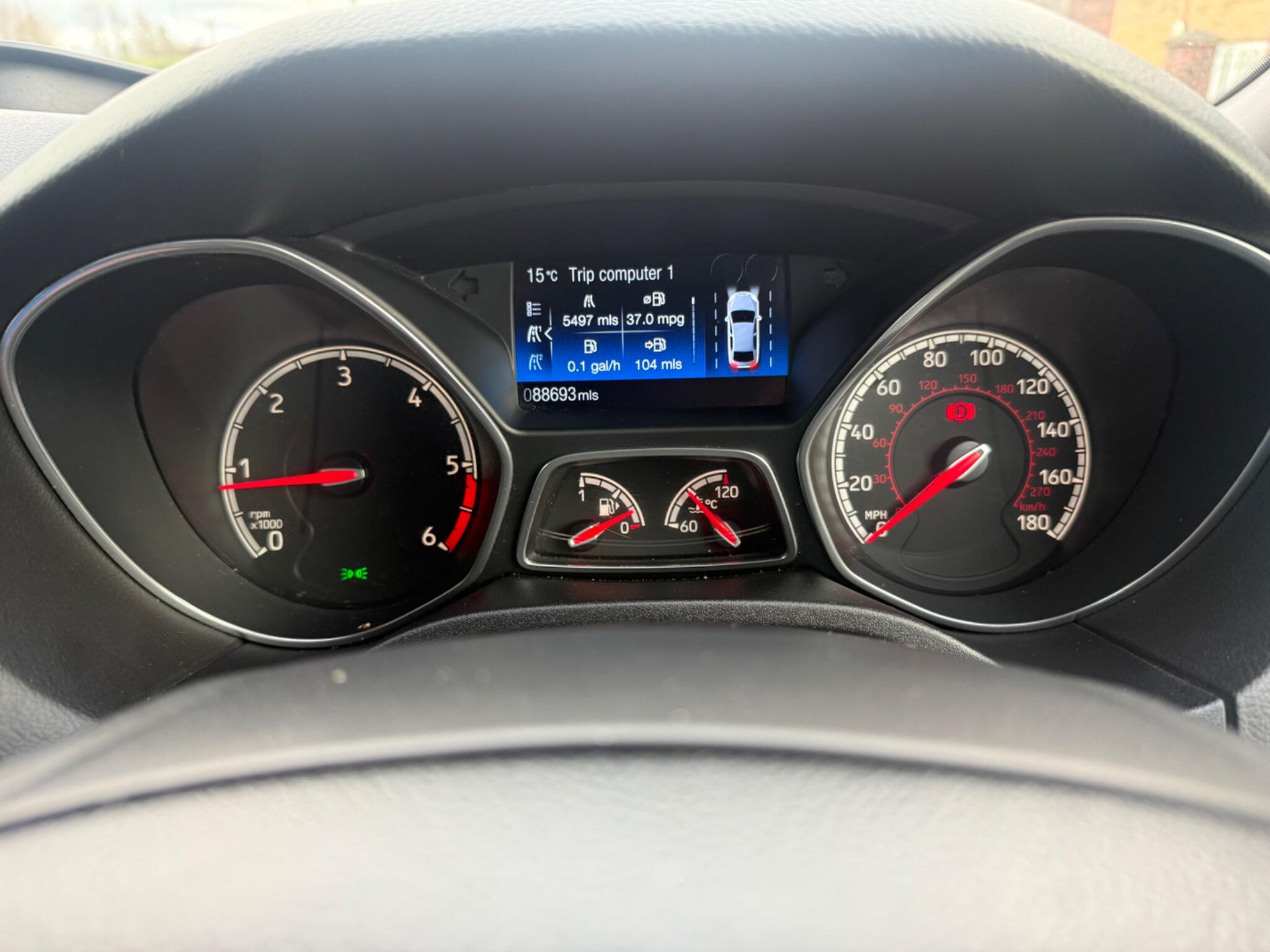 Ford Focus - Image 20