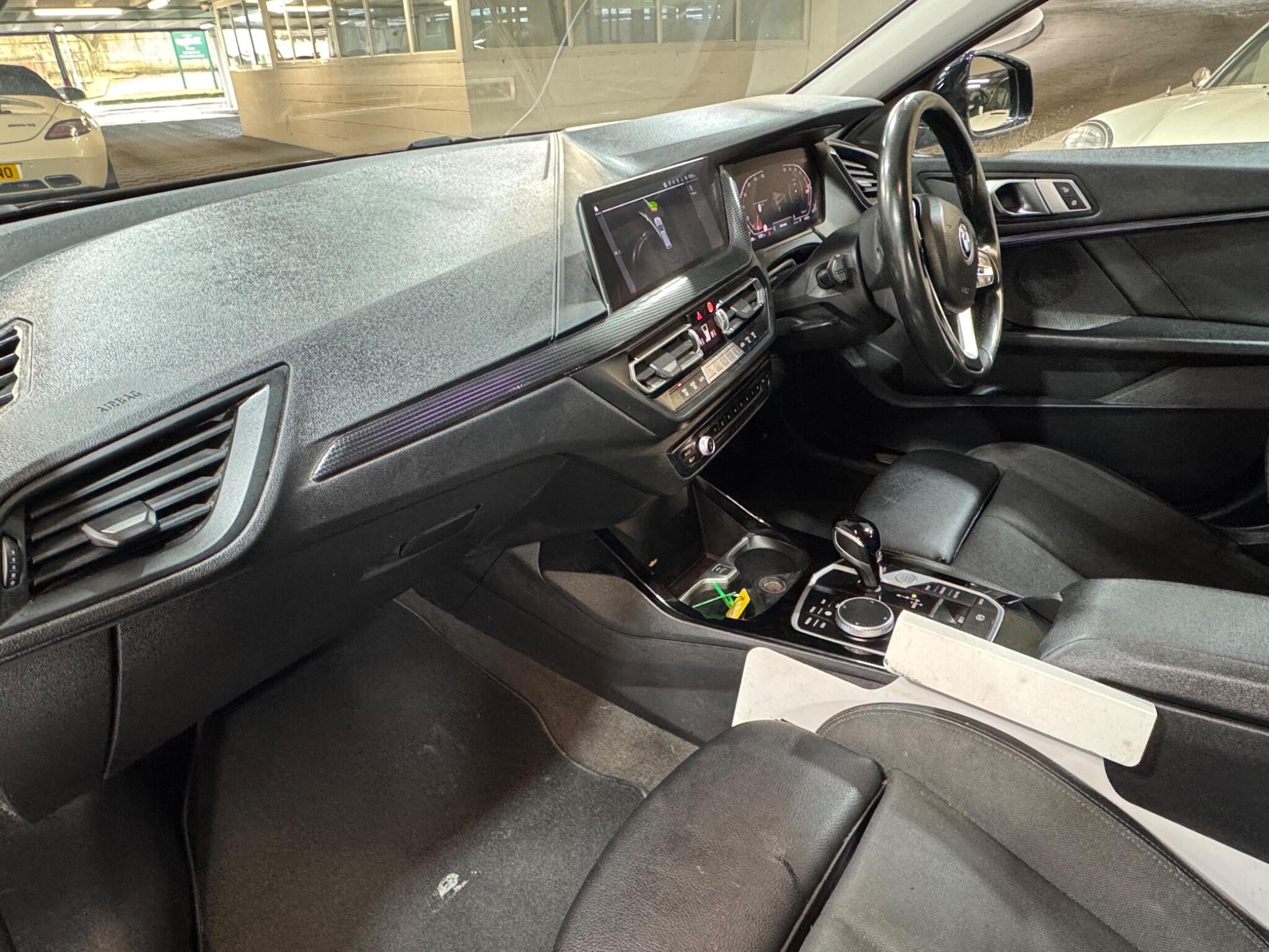 BMW 1 Series - Image 11