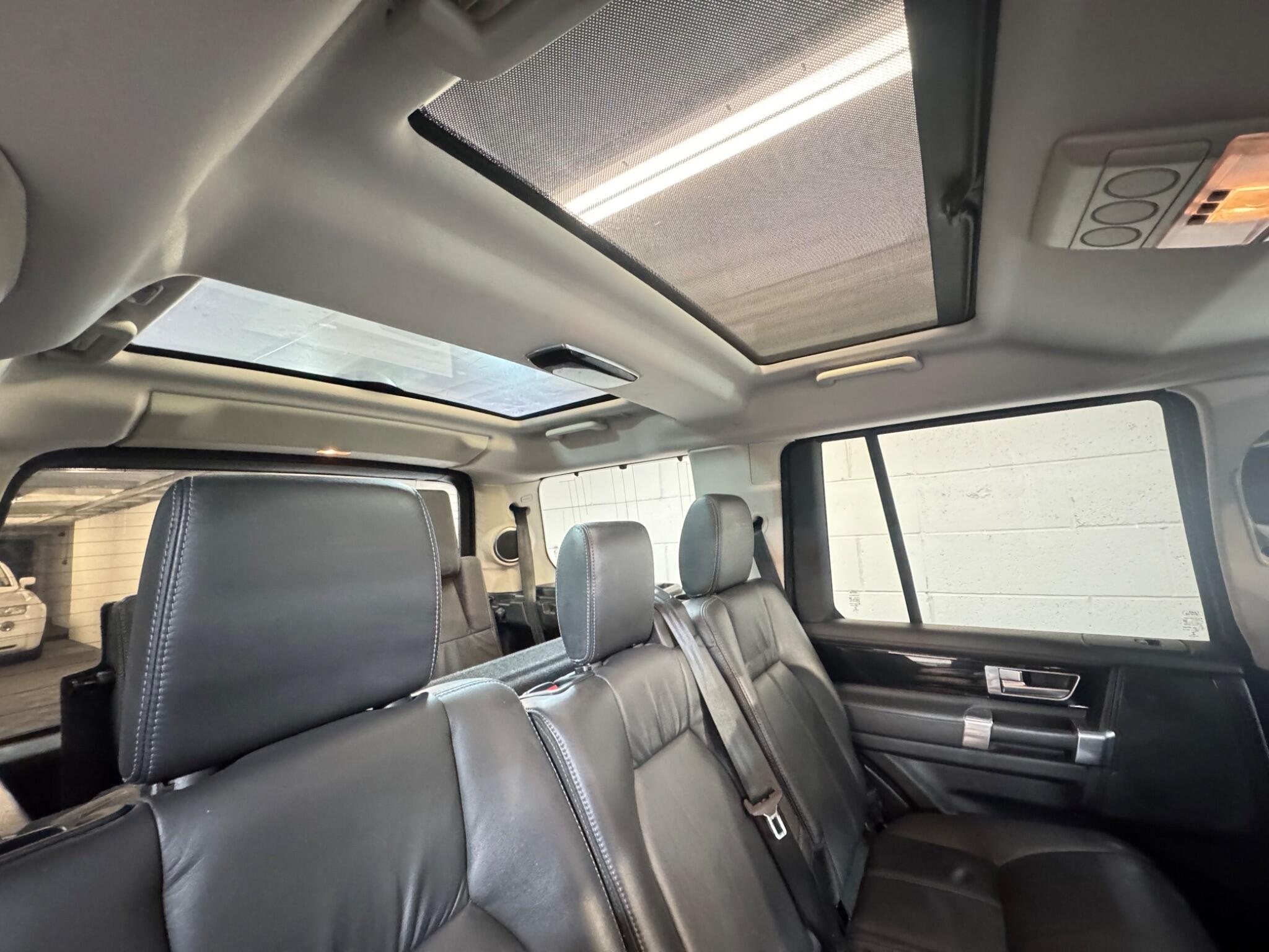 Land Rover DISCOVERY 4 - Image 15