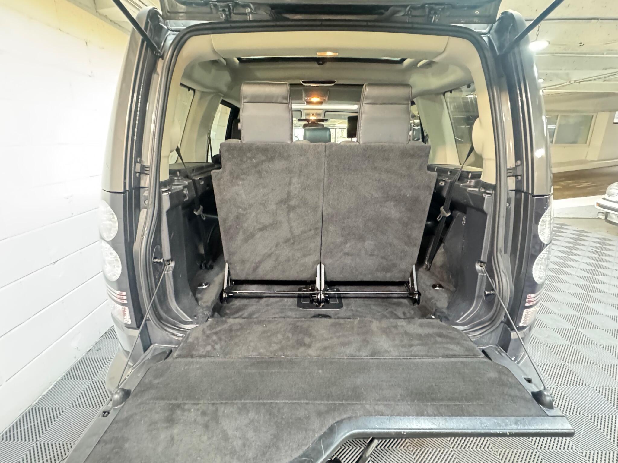 Land Rover DISCOVERY 4 - Image 16