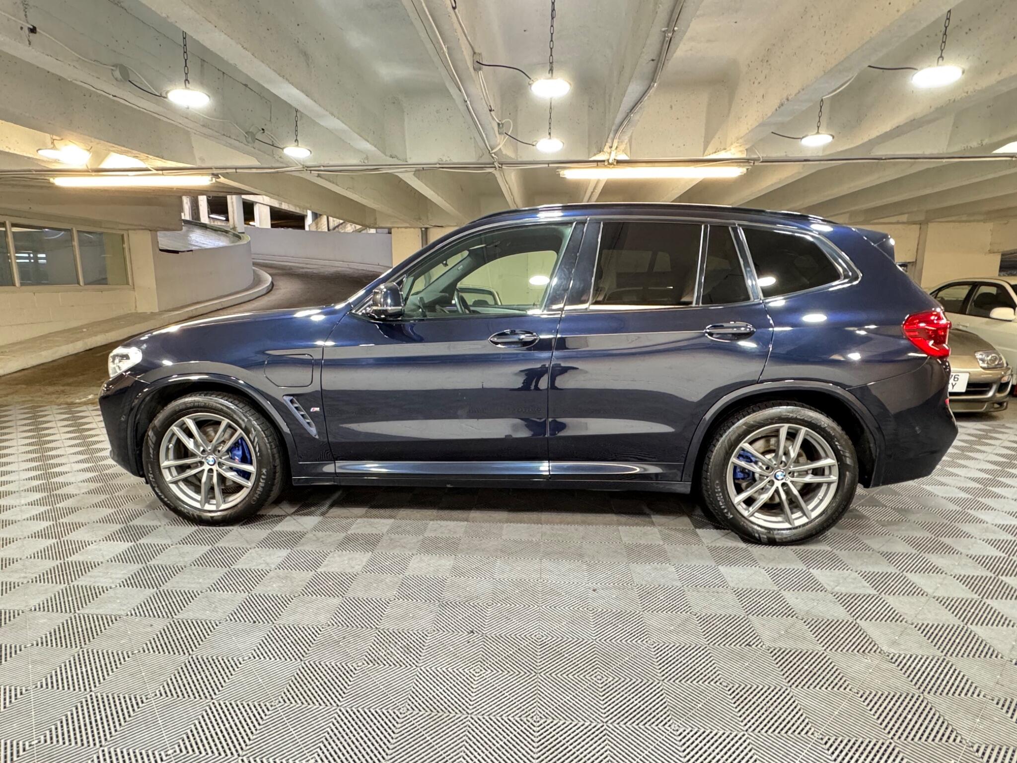 BMW X3 - Image 2