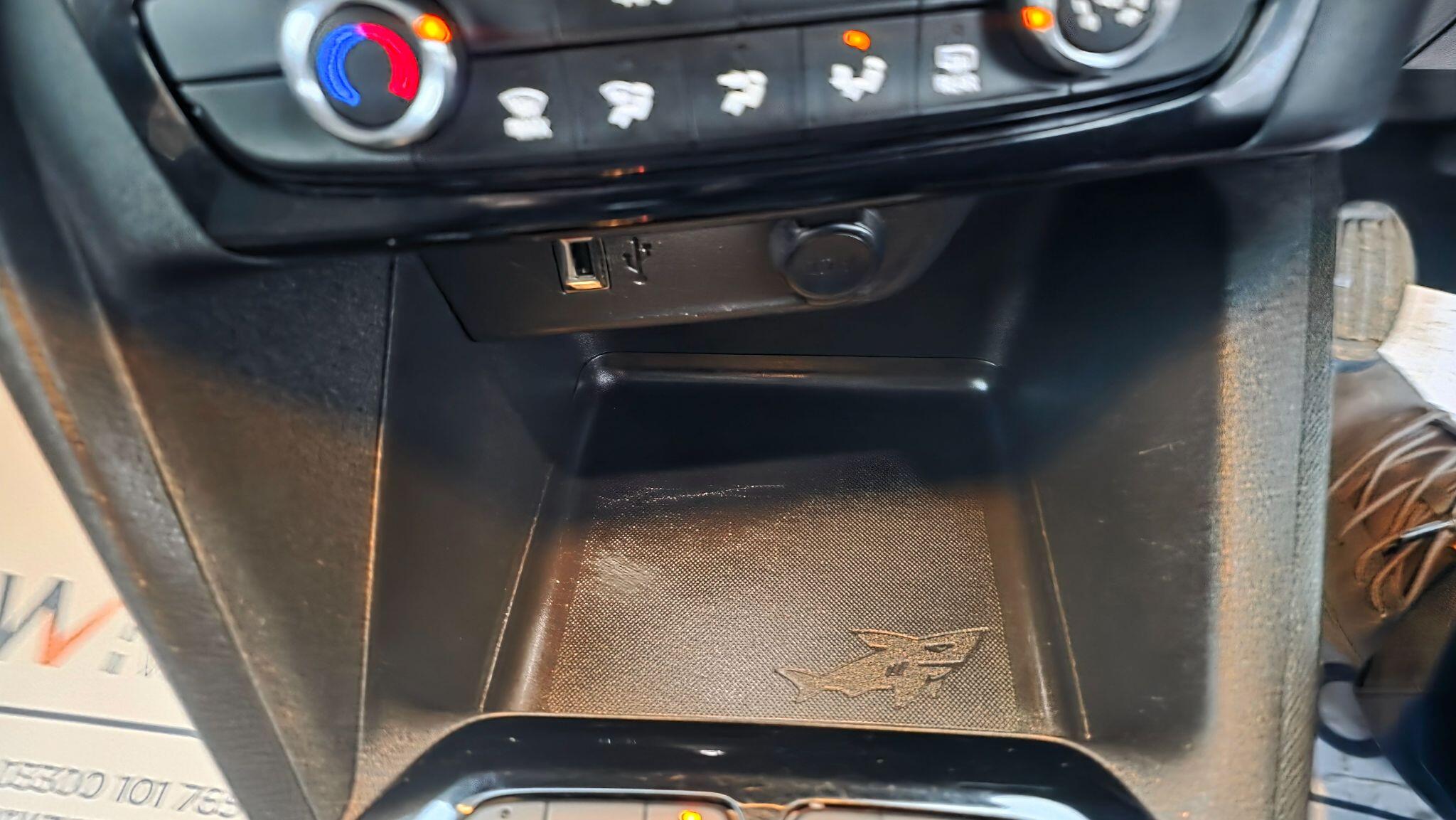 Vauxhall Corsa - Image 30