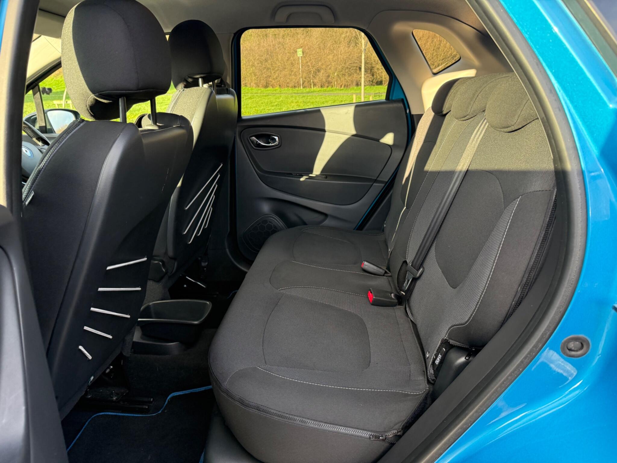 Renault Captur - Image 11