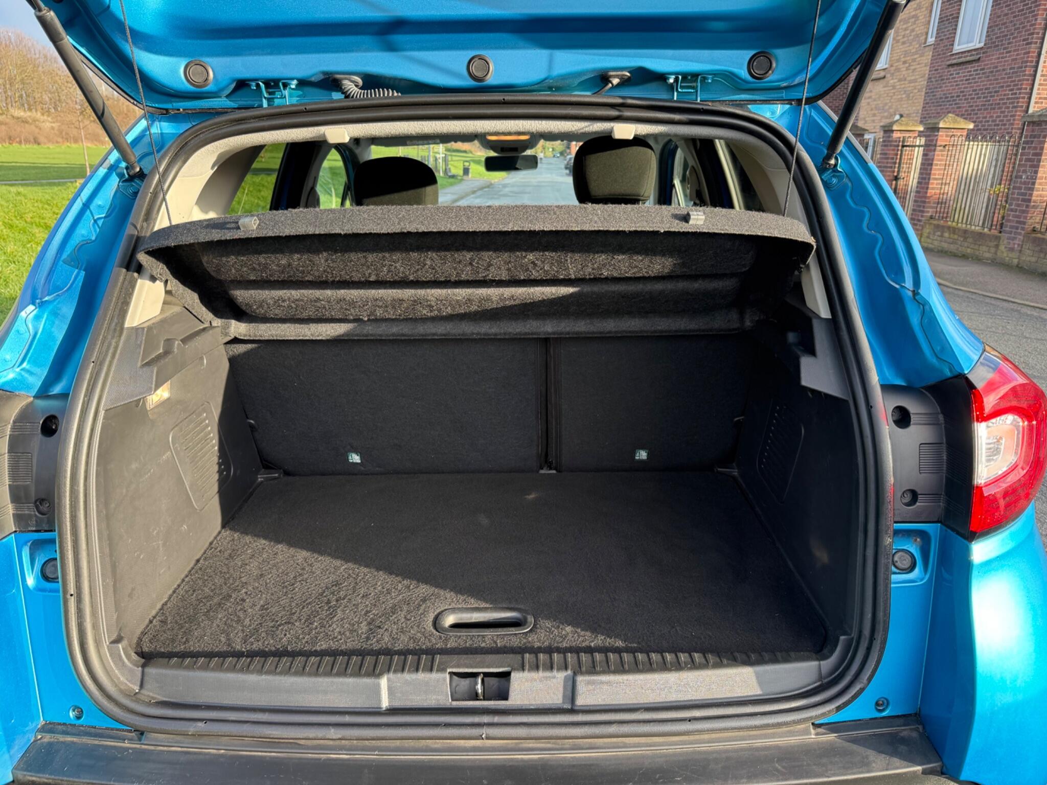 Renault Captur - Image 13