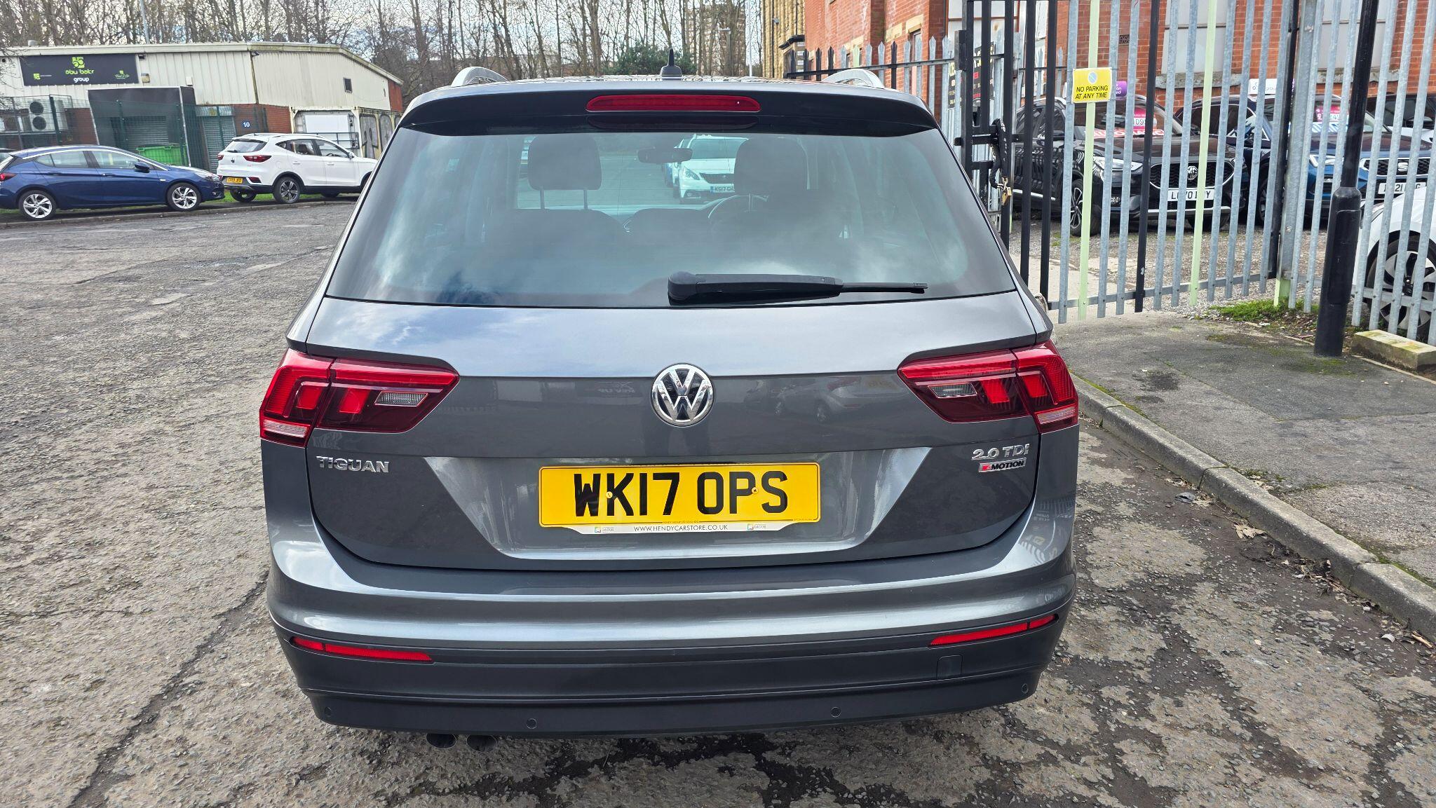 Volkswagen Tiguan - Image 15