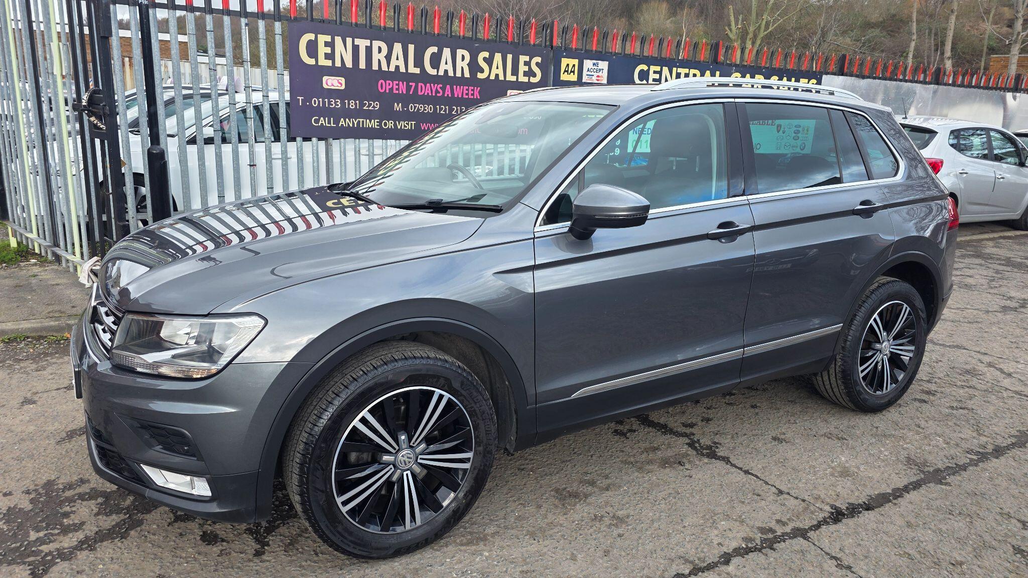 Volkswagen Tiguan - Image 22