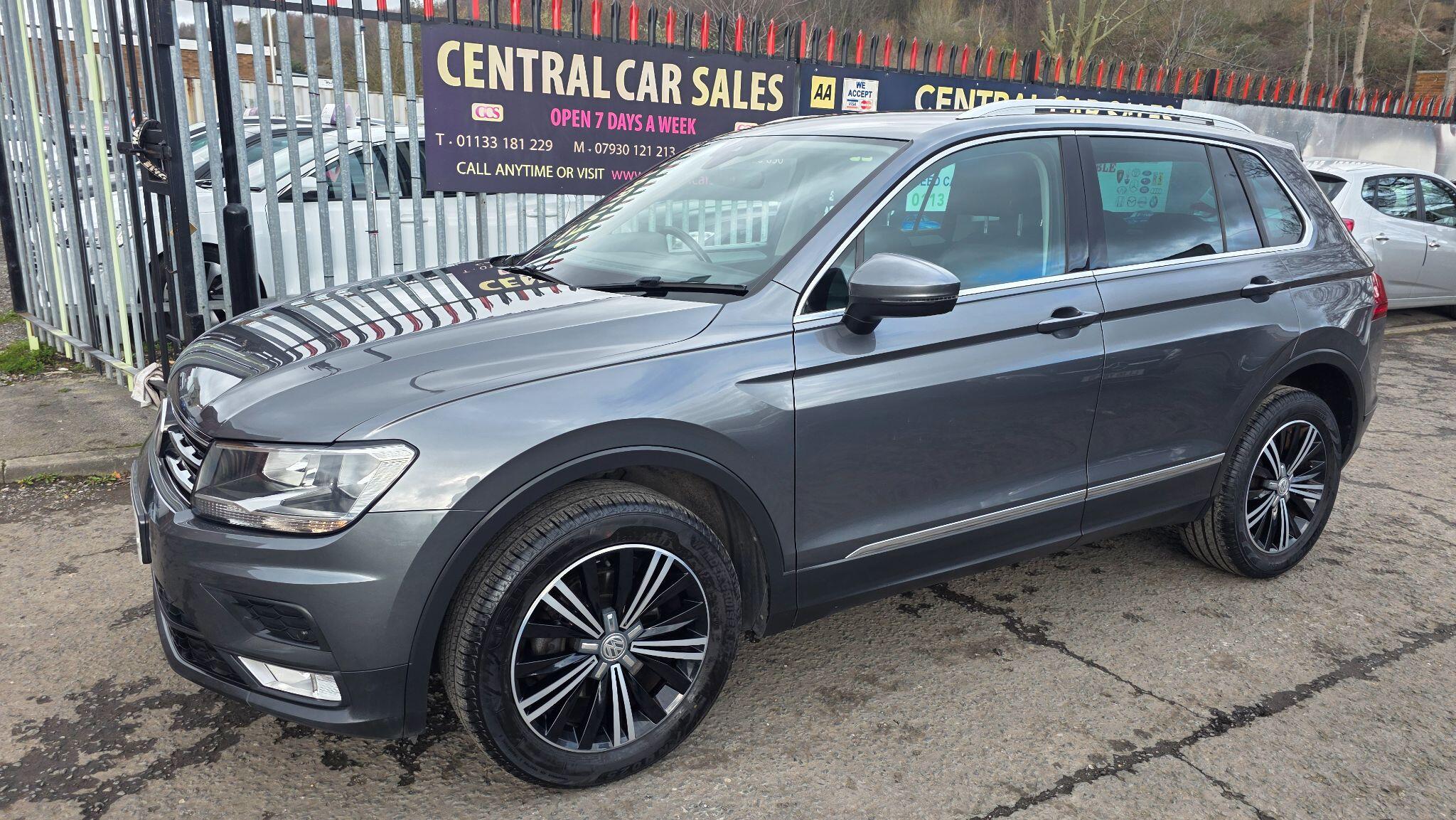 Volkswagen Tiguan - Image 23