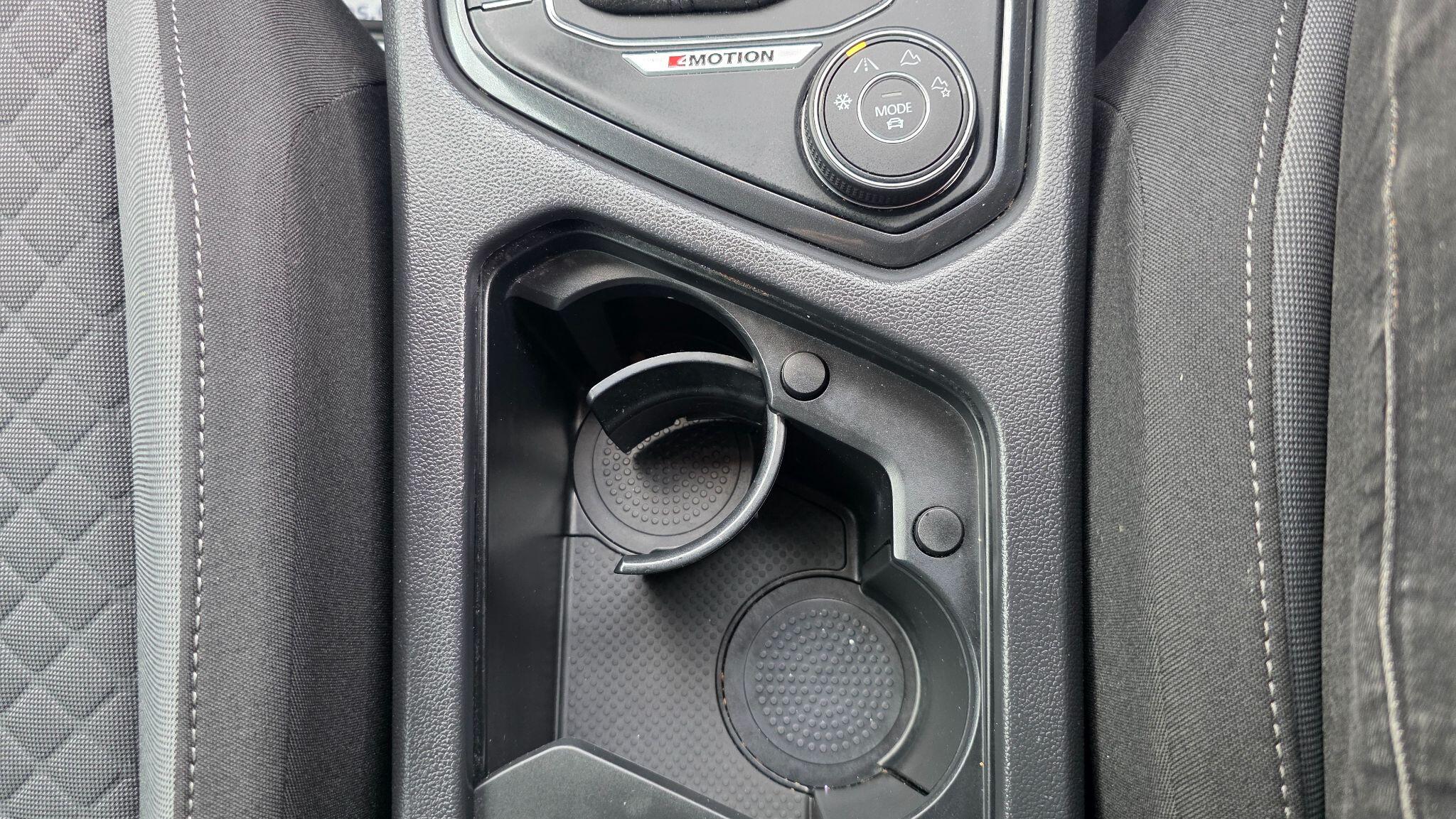 Volkswagen Tiguan - Image 40