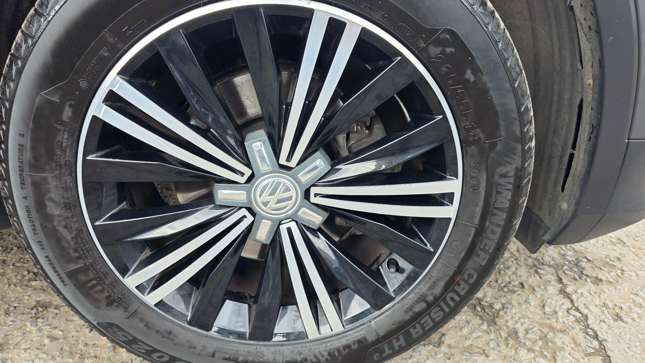 Volkswagen Tiguan - Image 67