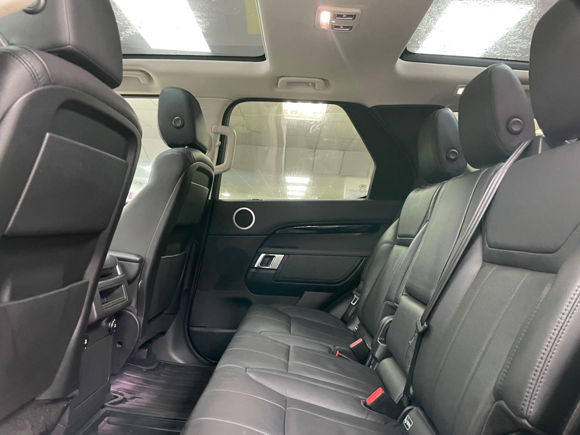 Land Rover Discovery - Image 30