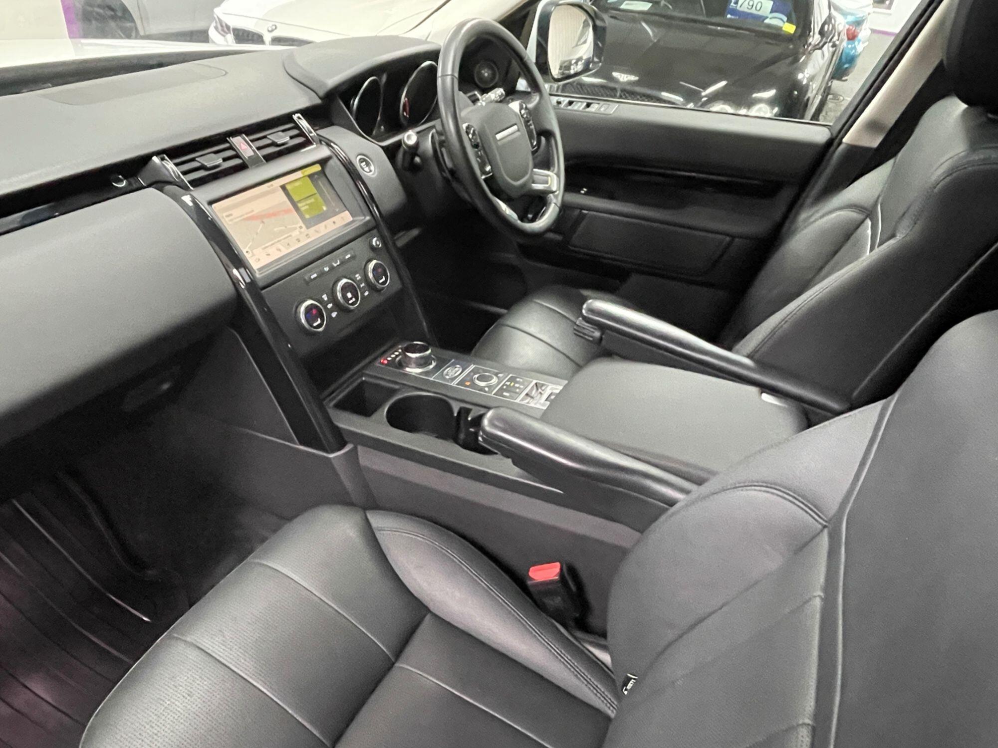 Land Rover Discovery - Image 33