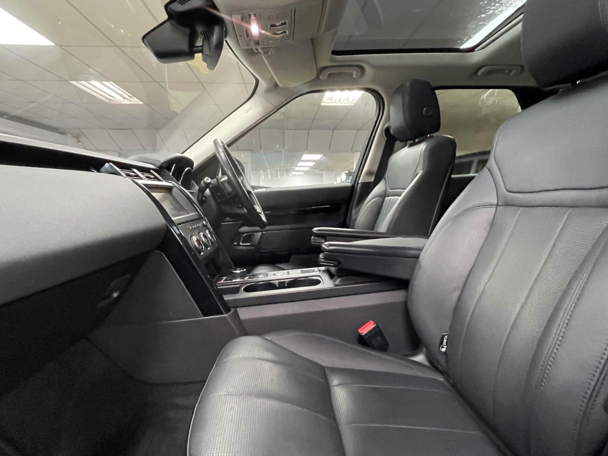 Land Rover Discovery - Image 34