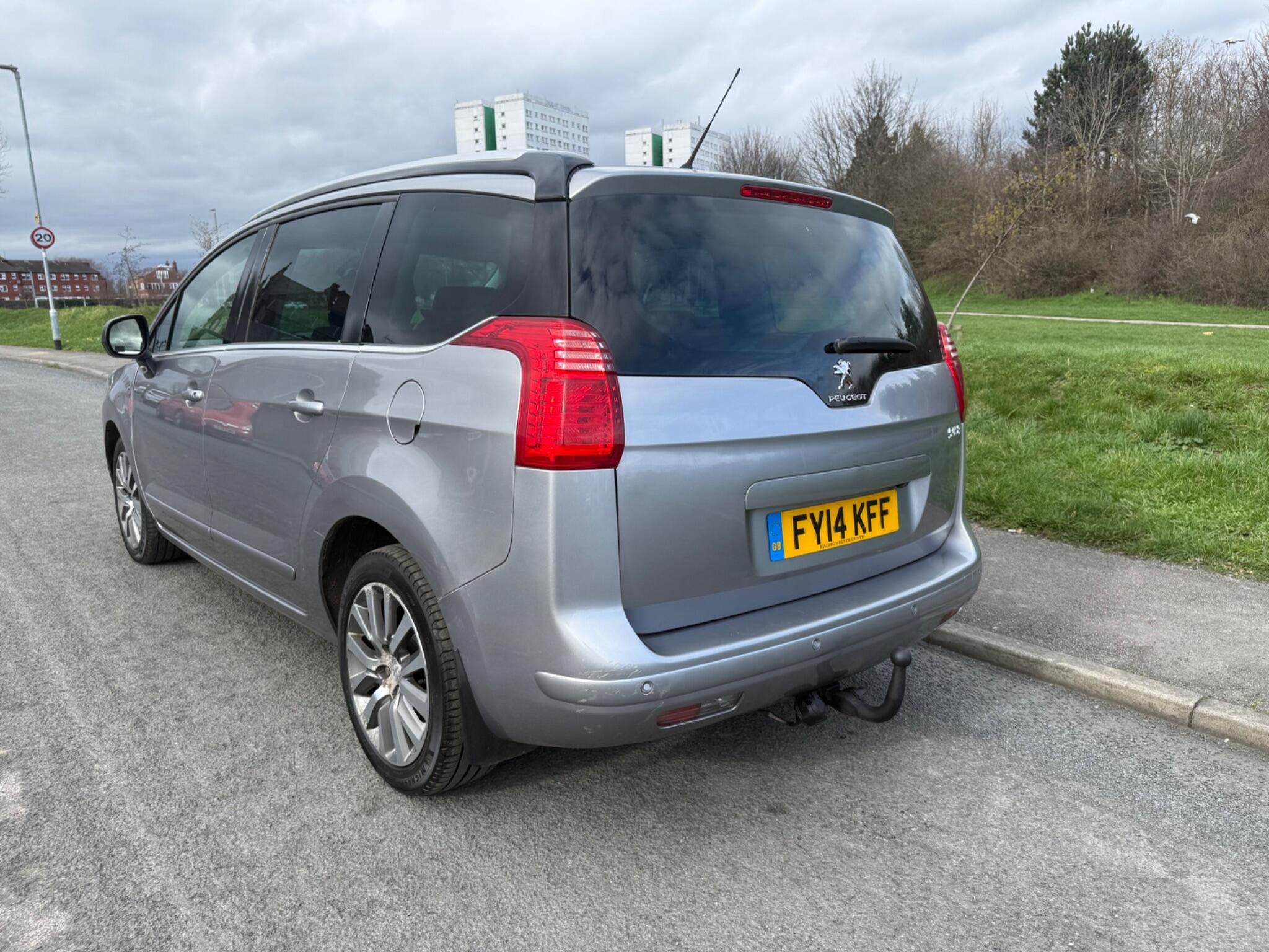 Peugeot 5008 - Image 8