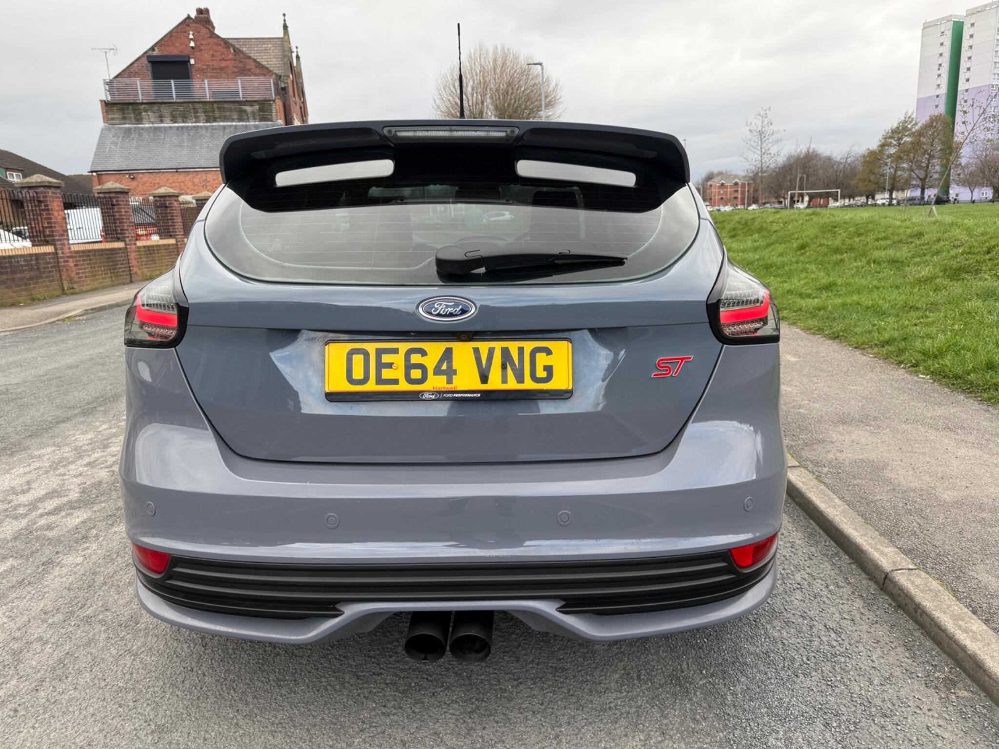 Ford Focus - Image 12