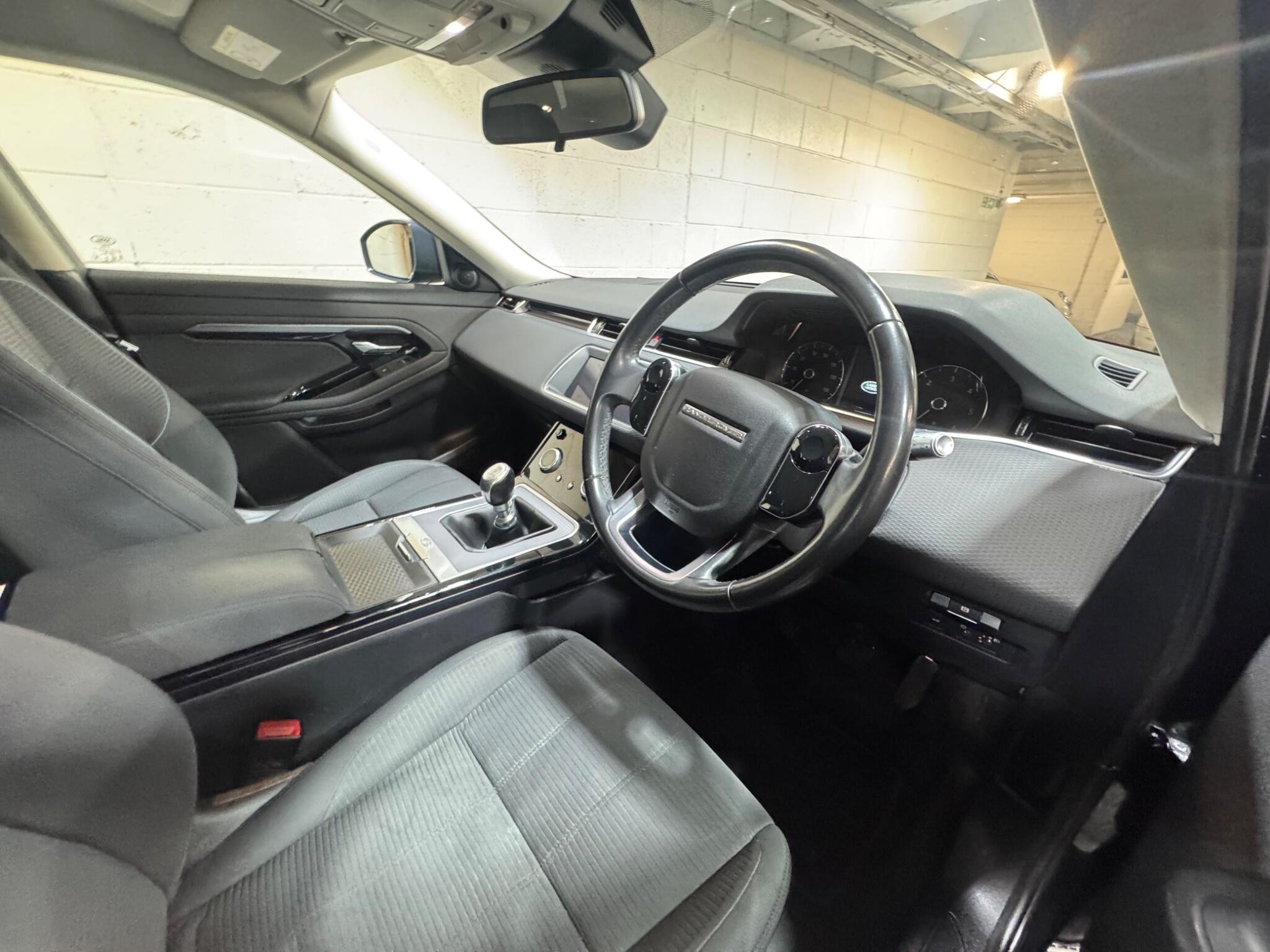 Land Rover Range Rover Evoque - Image 9