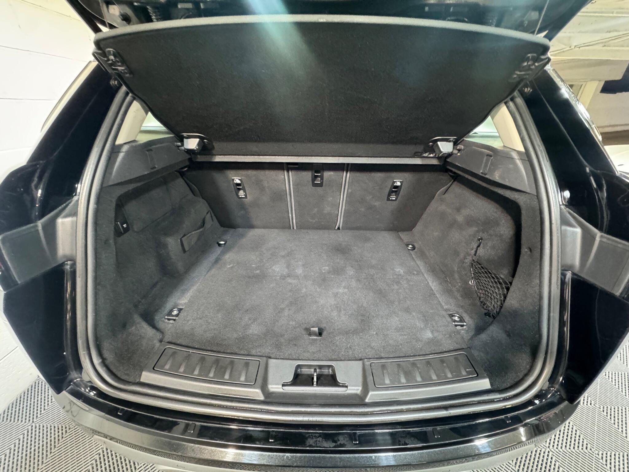 Land Rover Range Rover Evoque - Image 10