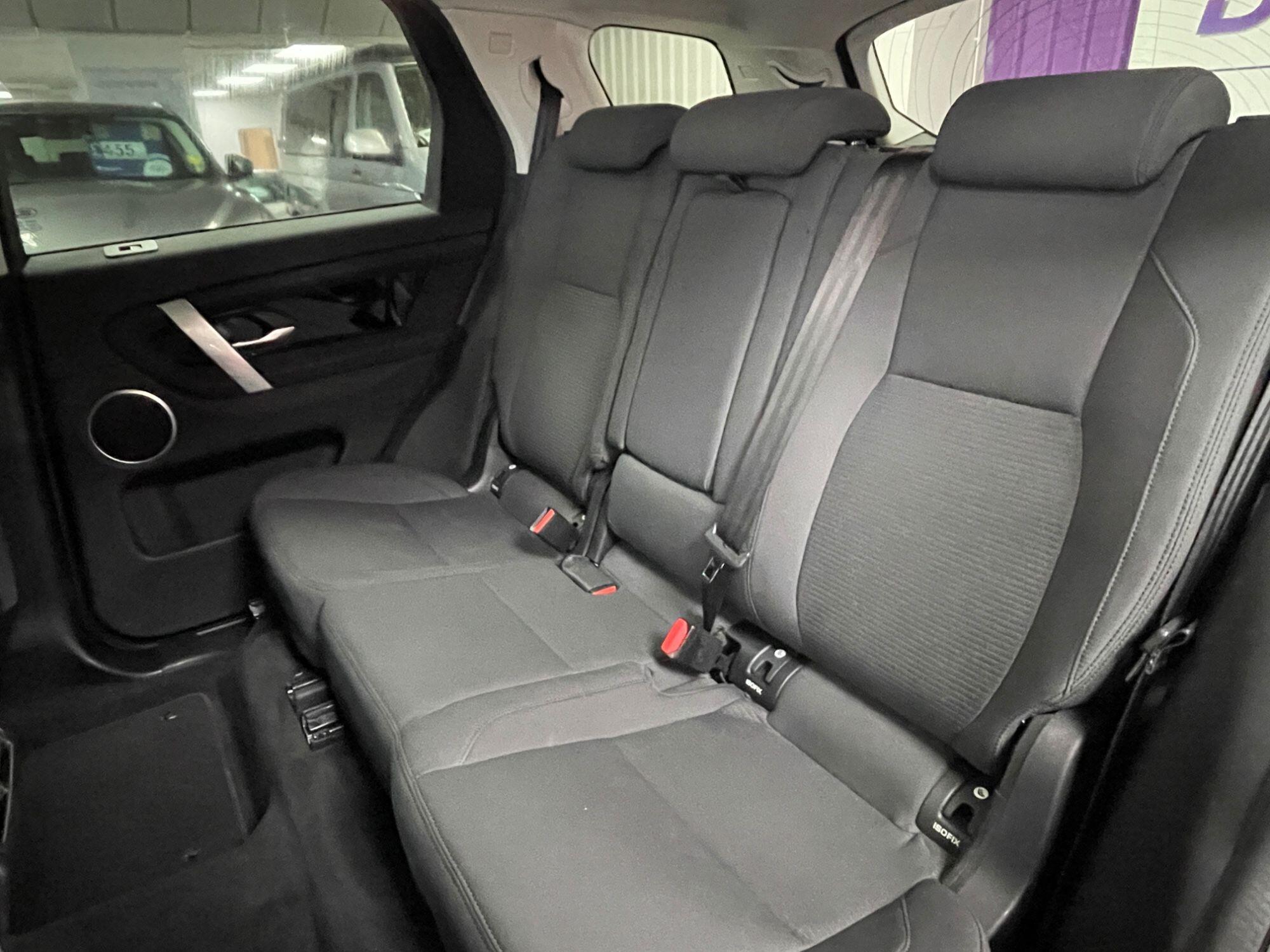 Land Rover DISCOVERY SPORT - Image 28