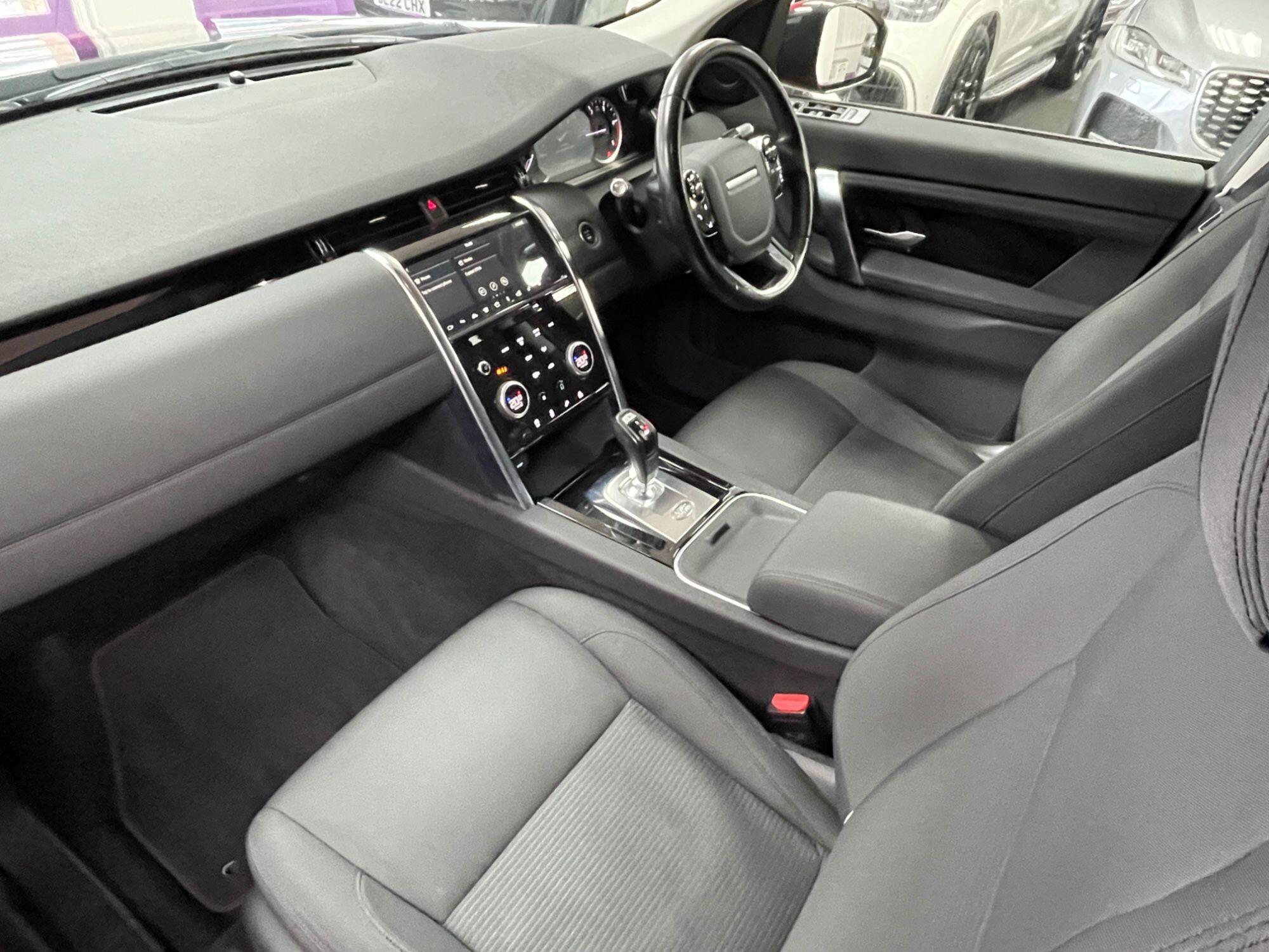 Land Rover DISCOVERY SPORT - Image 32