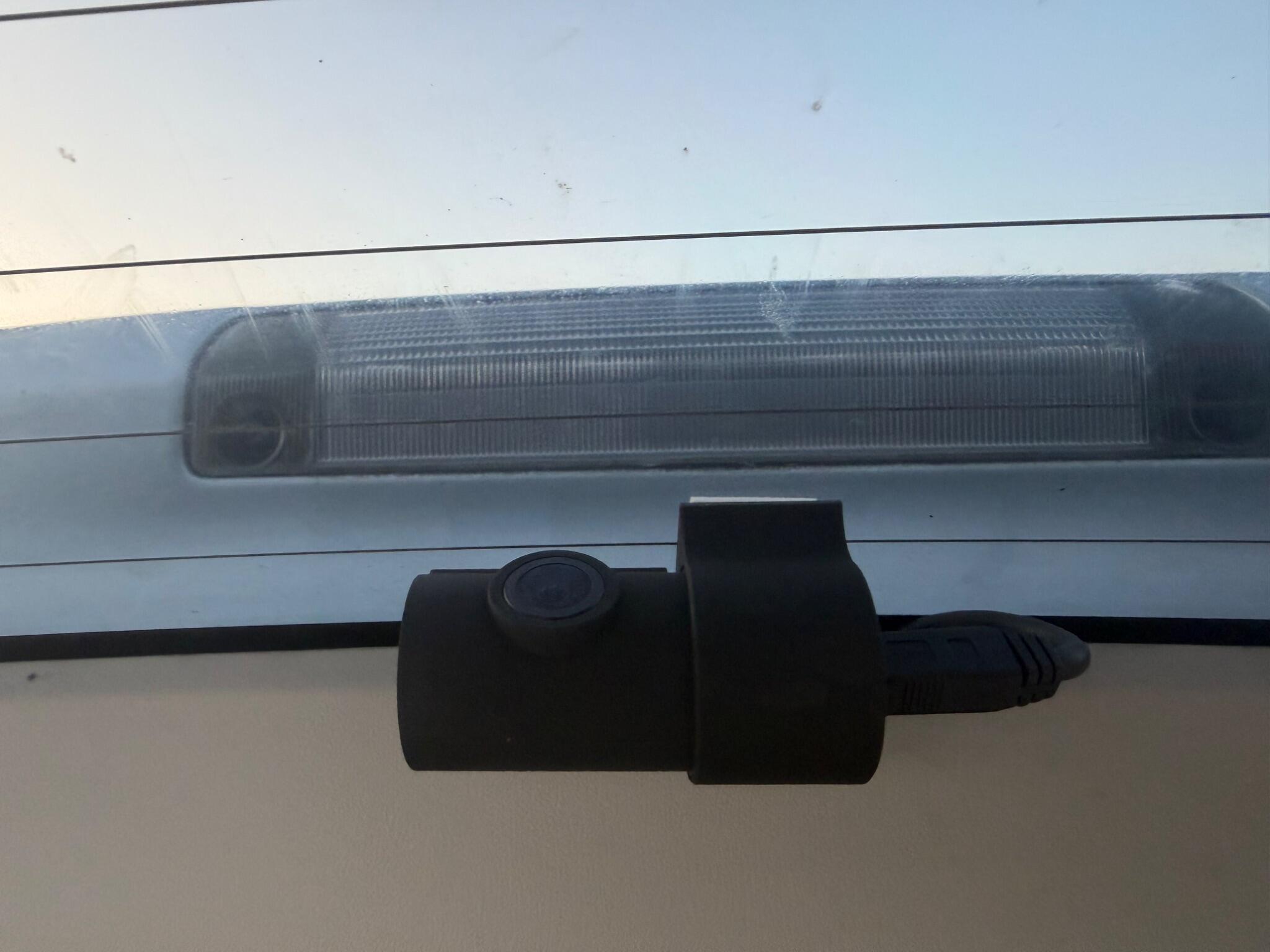 Toyota Prius+ - Image 25