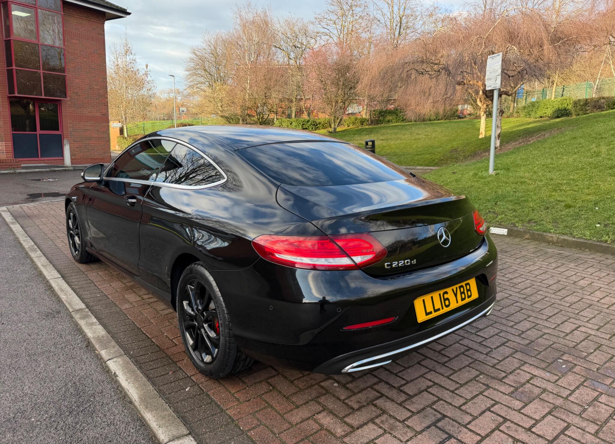 Mercedes C Class - Image 12