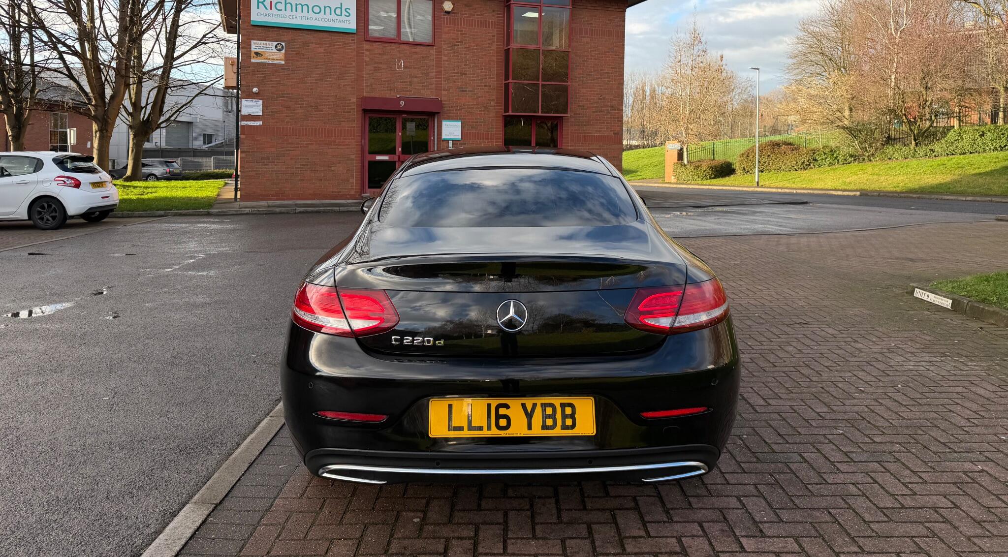 Mercedes C Class - Image 14