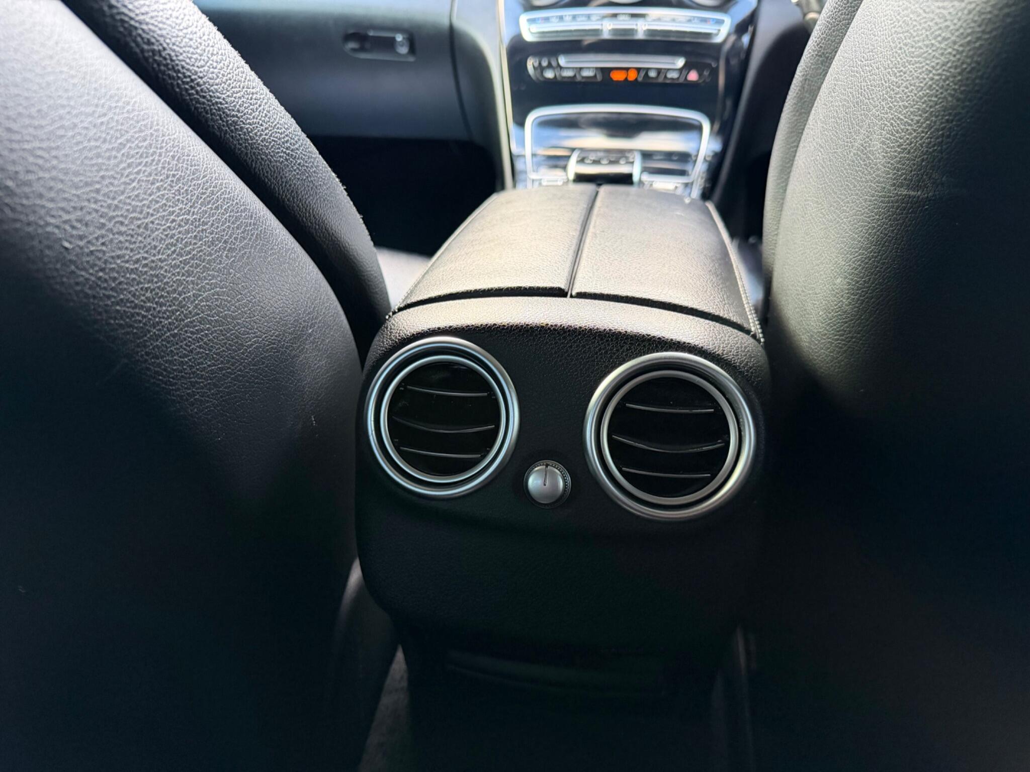 Mercedes C Class - Image 63